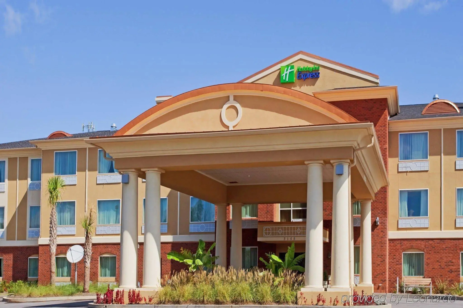 Holiday Inn Express & Suites Foley by IHG