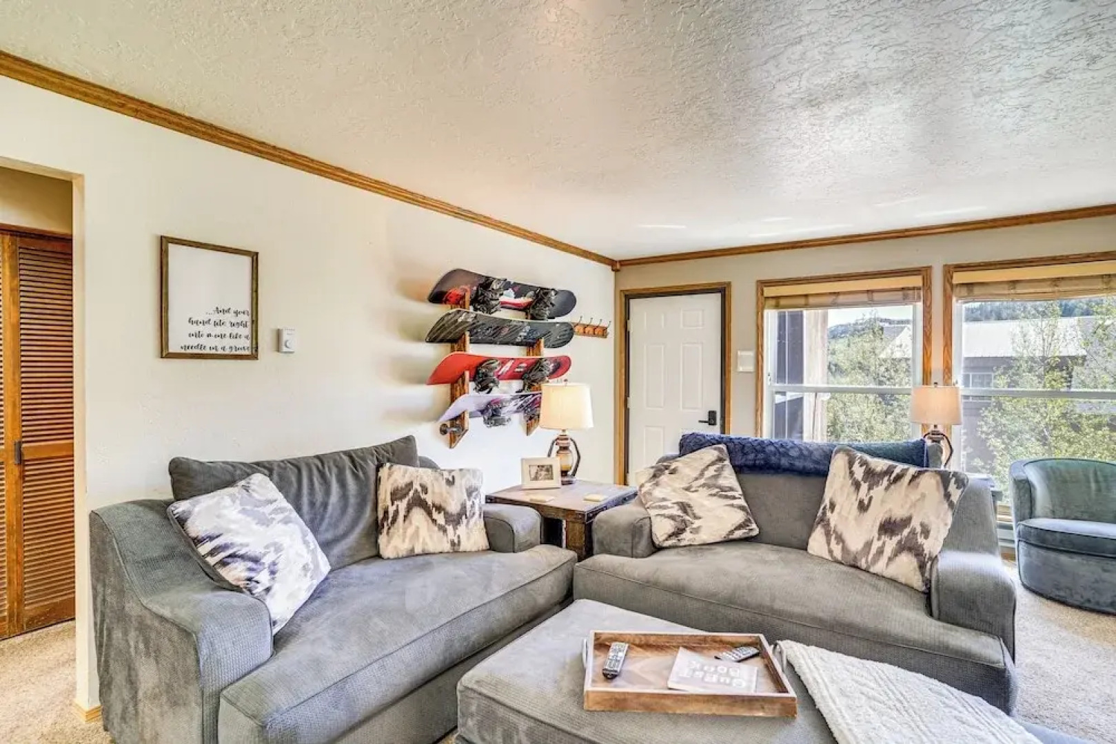 Ski & Explore: Brian Head Condo w/ Indoor Pool!