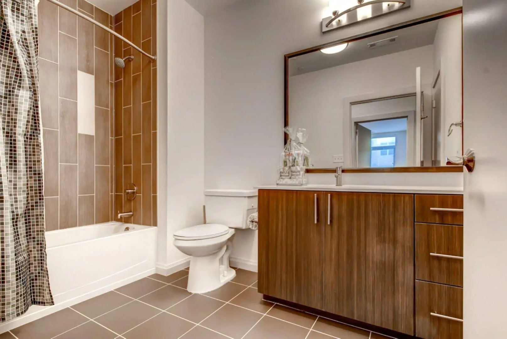 Global Luxury Suites at the Charles River