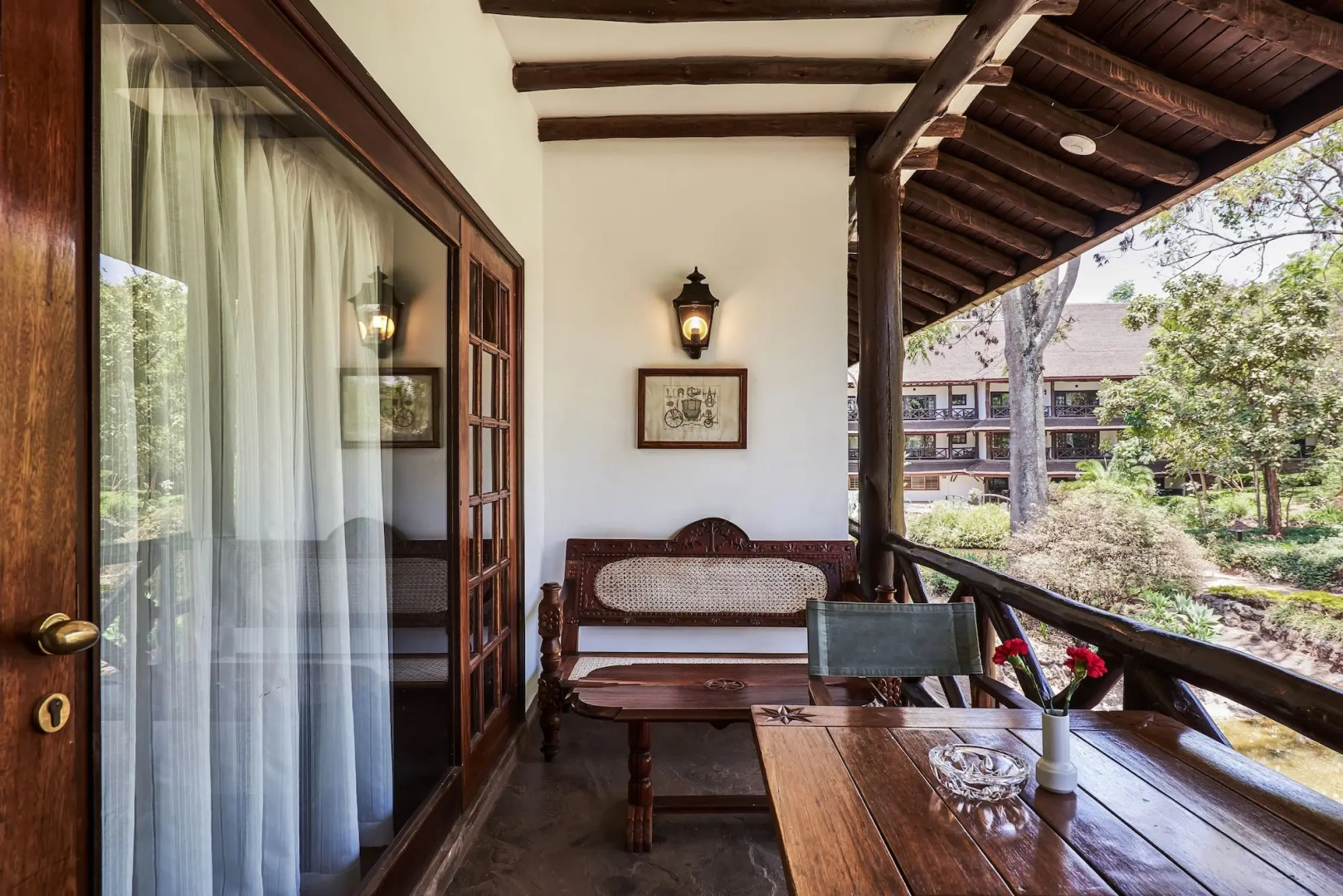 Safari Park Hotel And Casino