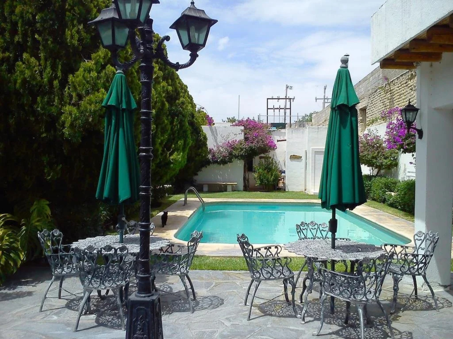 Hotel Hostal El Farol