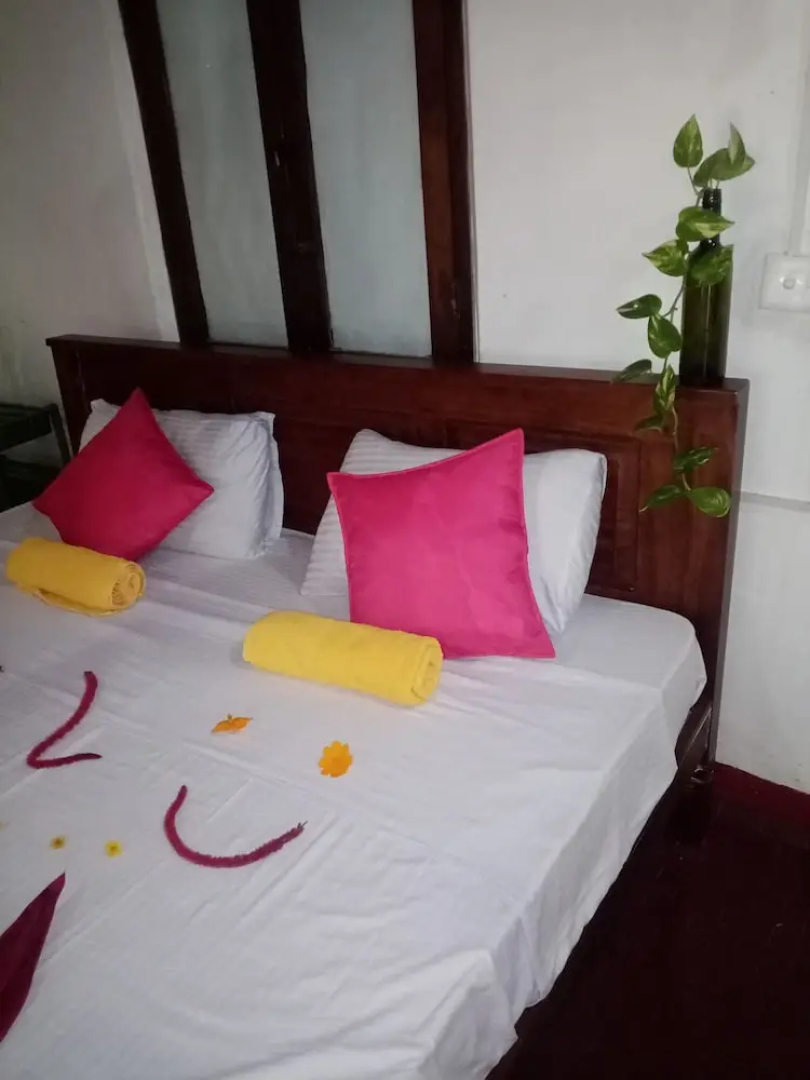 Surf Paradise Hotel