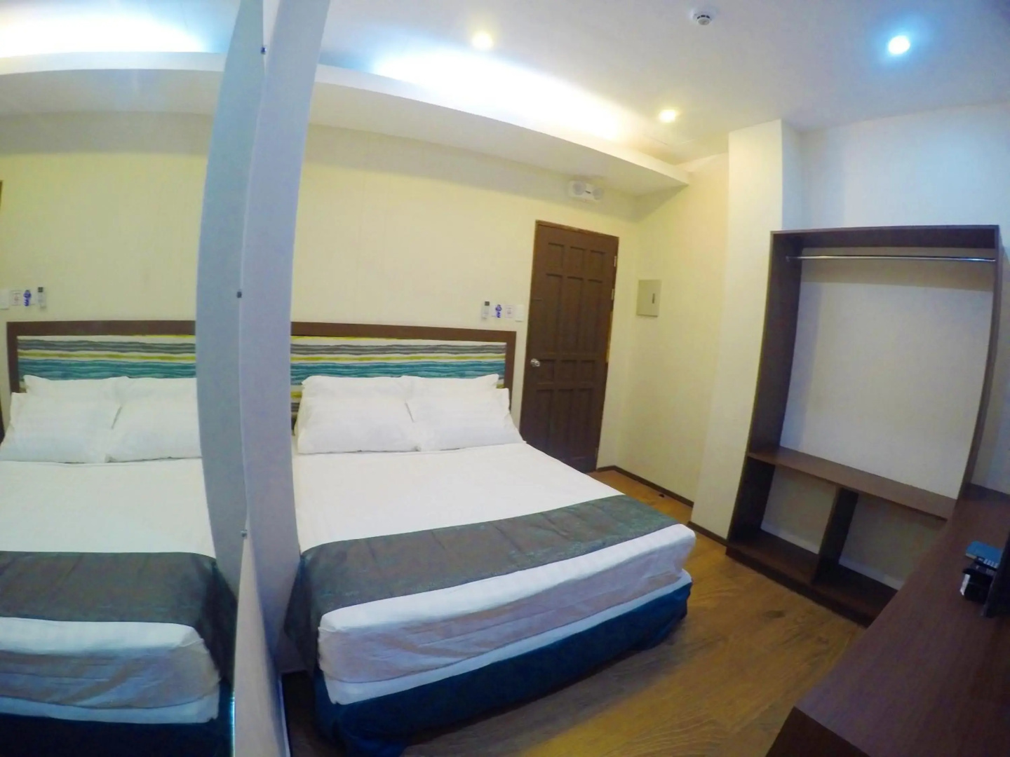 Golden Gate Suites