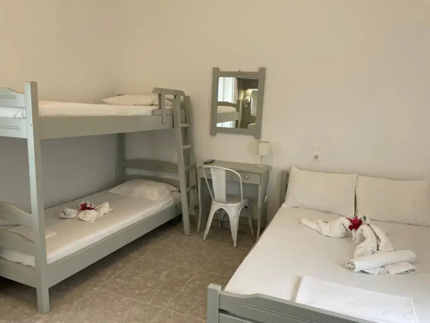 Simos Camping Elafonisos & Bungalows