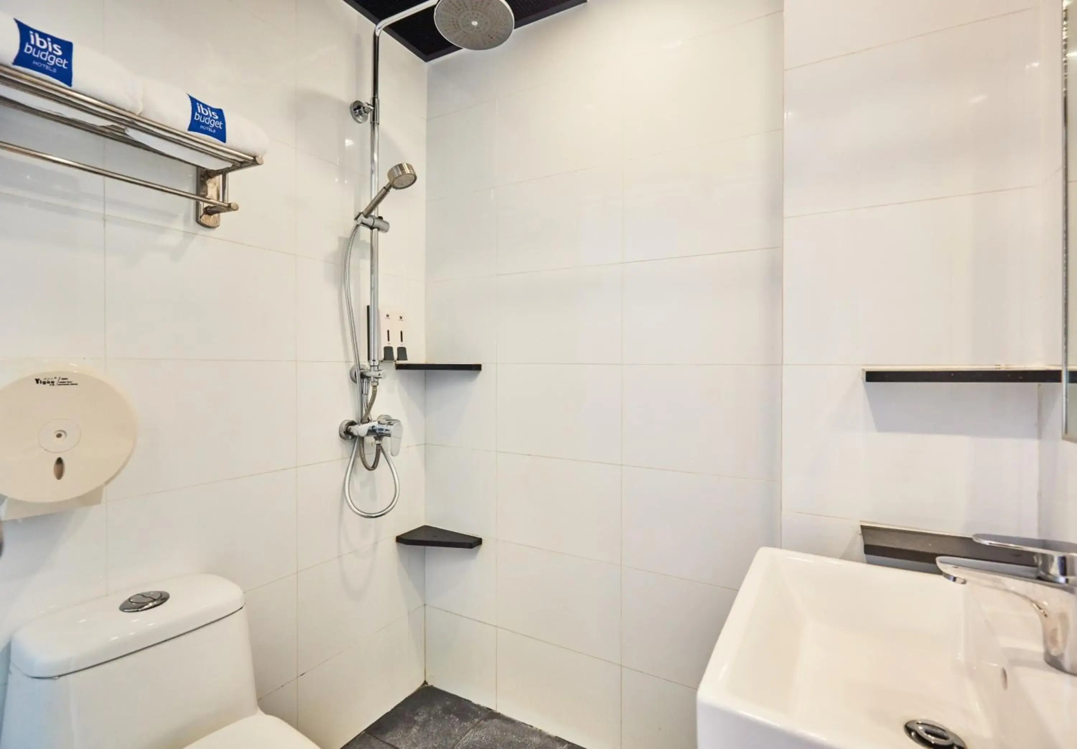 ibis budget Singapore Pearl (ex. Fragrance Hotel - Pearl)