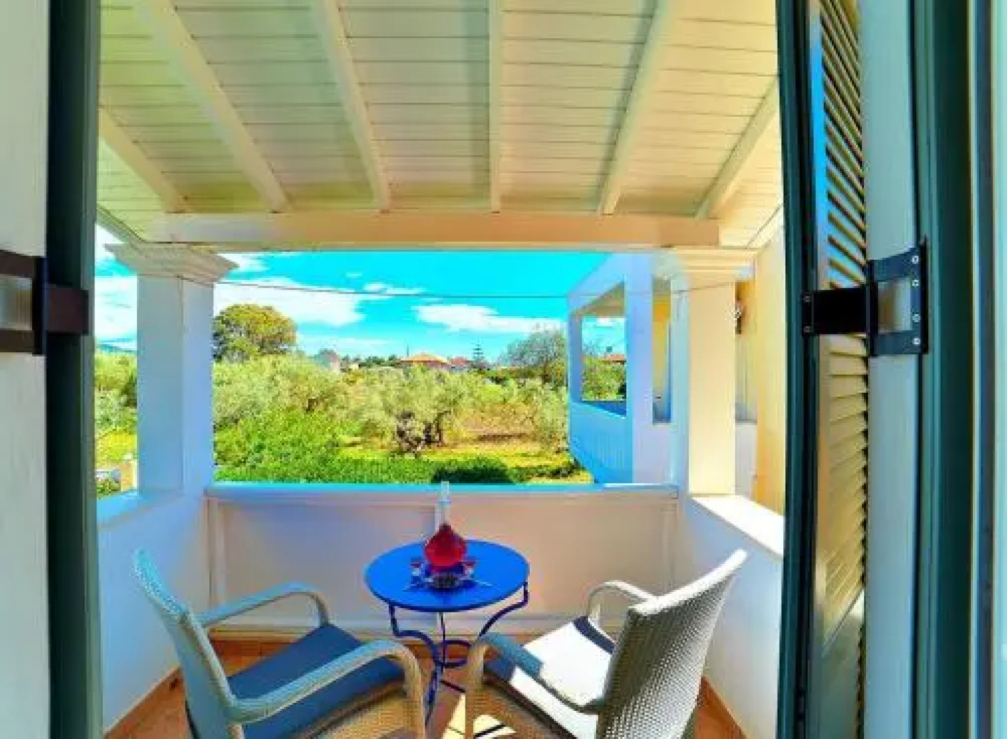 Alkyon Apartments & Villas Hotel