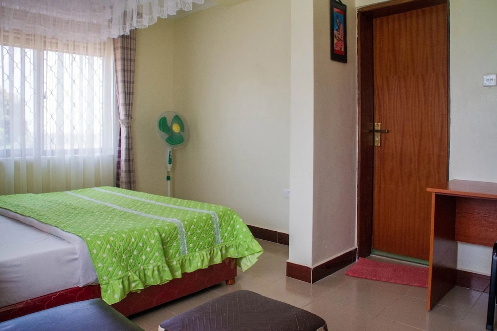 Tropical Suites Hotel