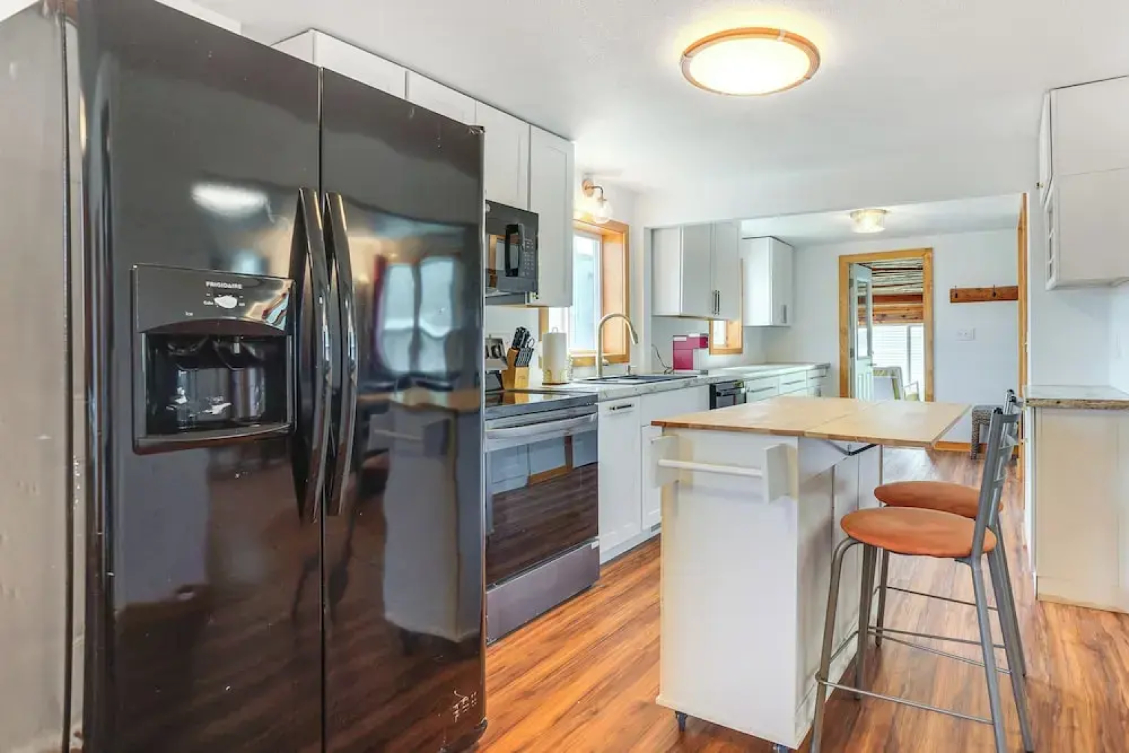 1 Mi to Shore: Lake Michigan Retreat w/ Game Room!