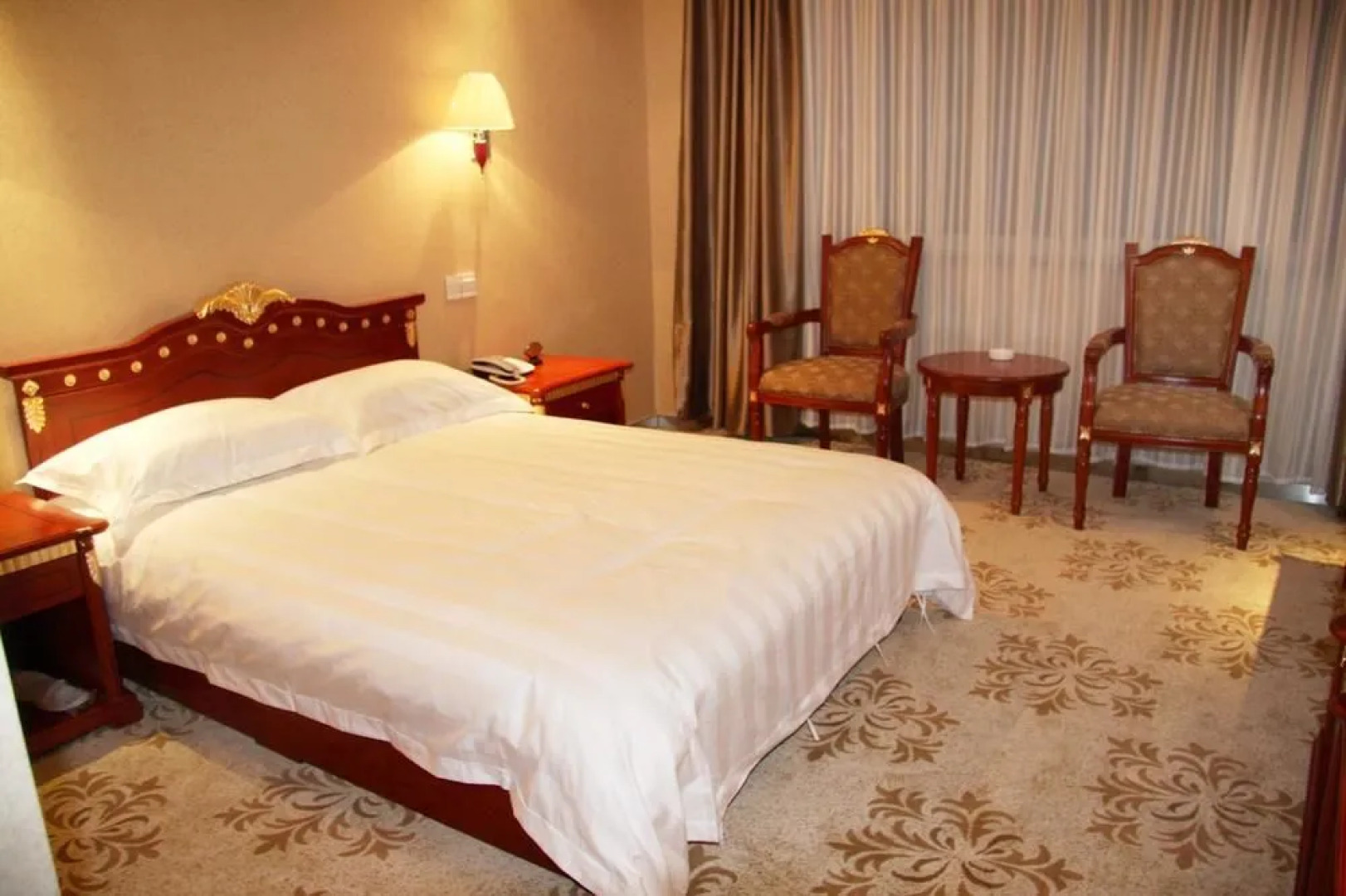 Ningxia Tian Bao Hotel - Yinchuan