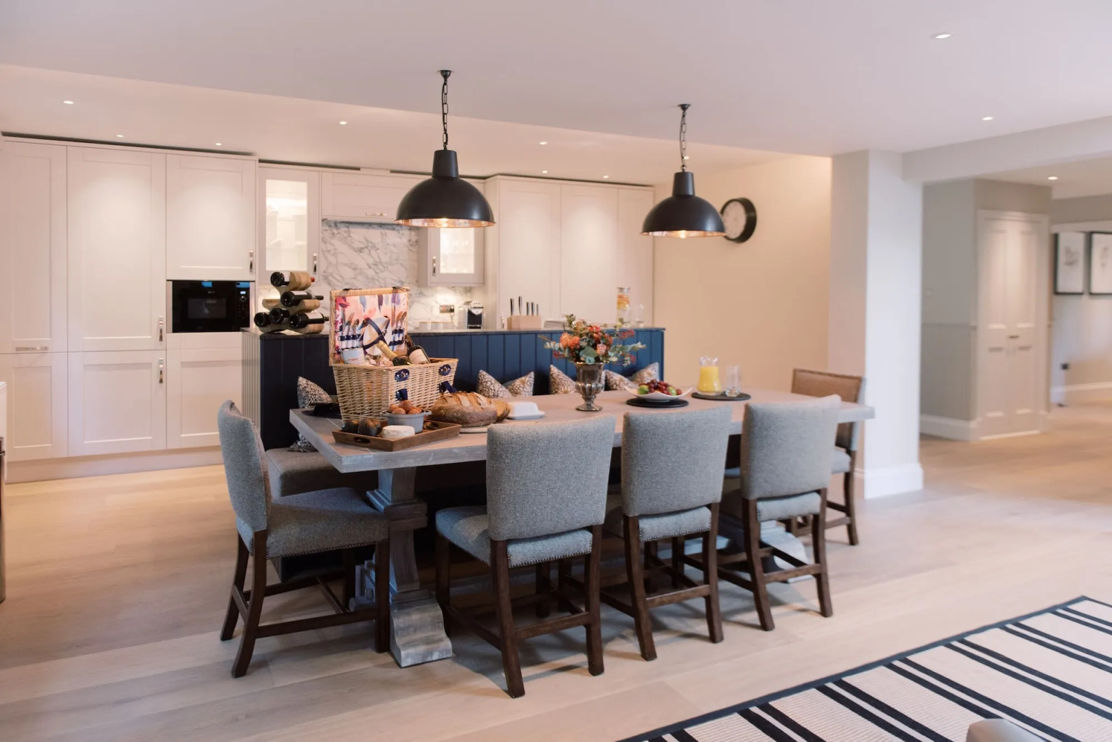 Lucknam Park, Emblems Collection