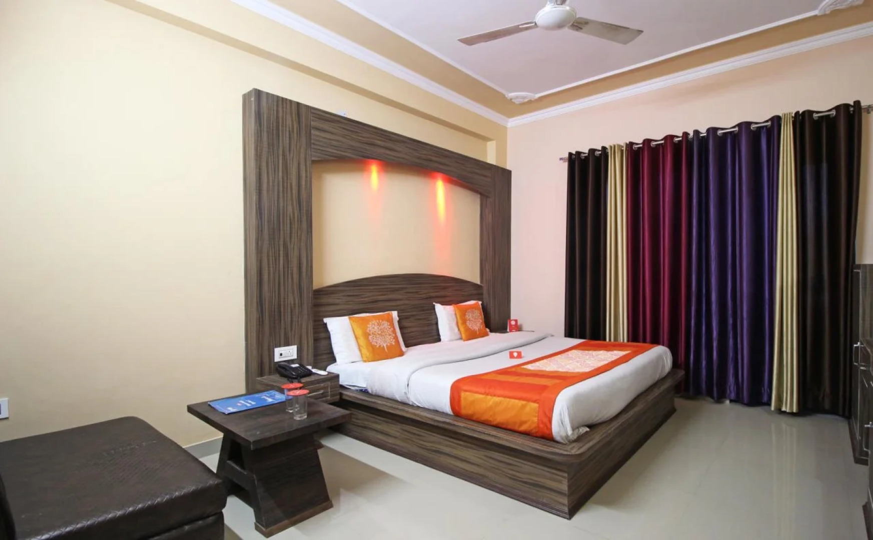 Hotel JMK International