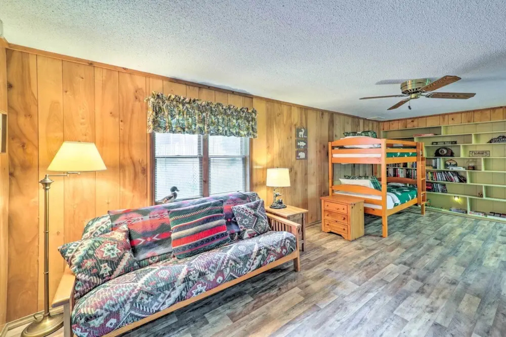 Peaceful Newland Family Cottage w/ 2 Decks!