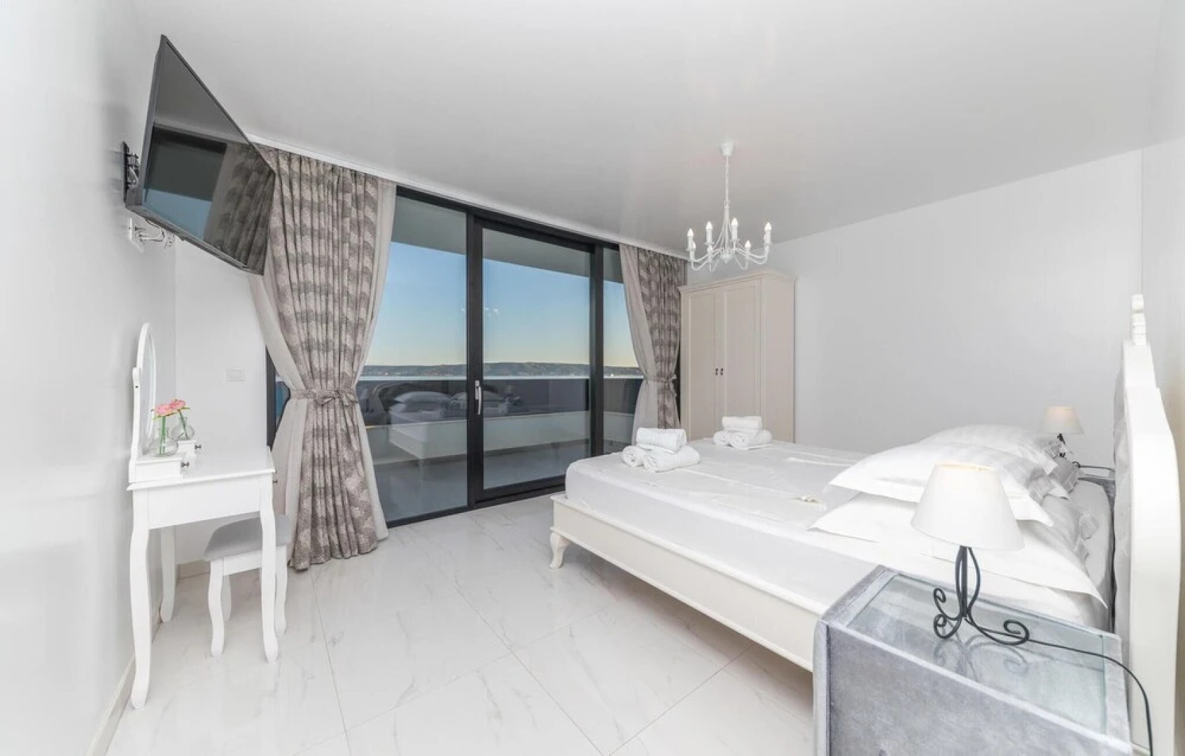 Beautiful Home in Kastel Stari with Hot Tub, Sauna & Outdoor Swimming Pool