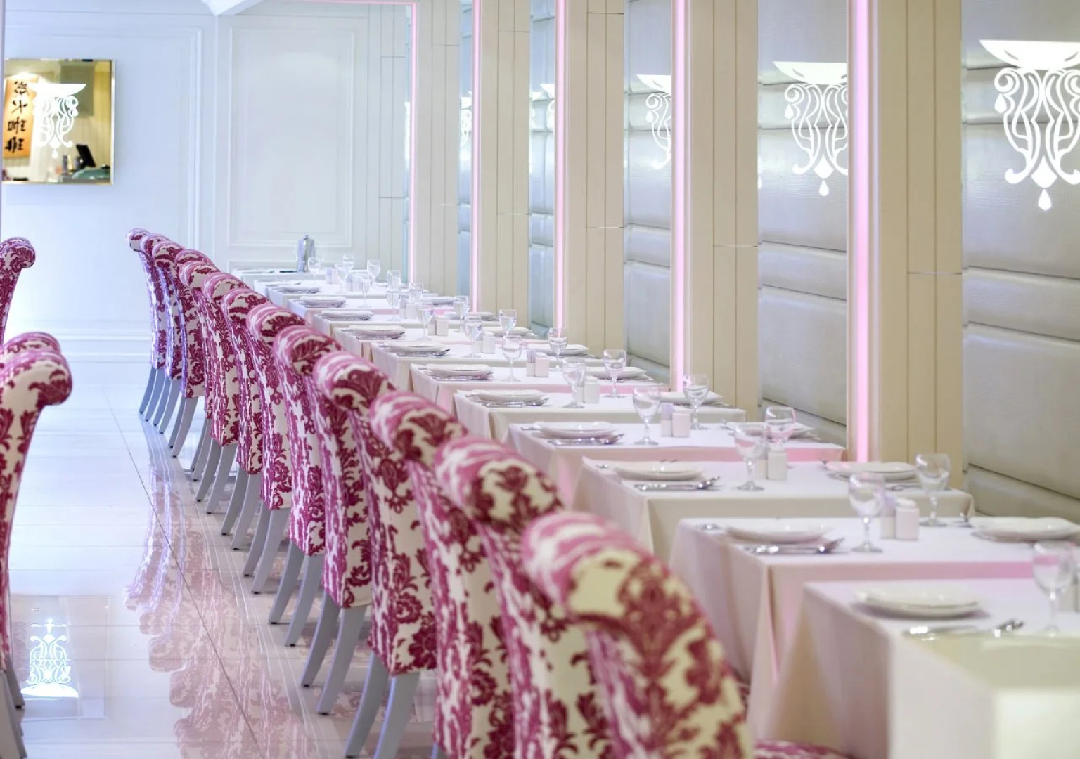 Yes Motel City Resort Paradise