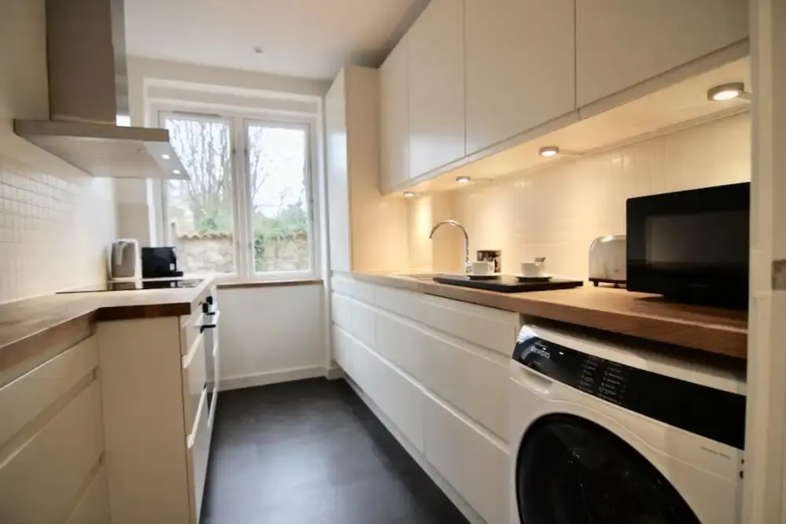 Refurbished 1-bed in Charlottenlund