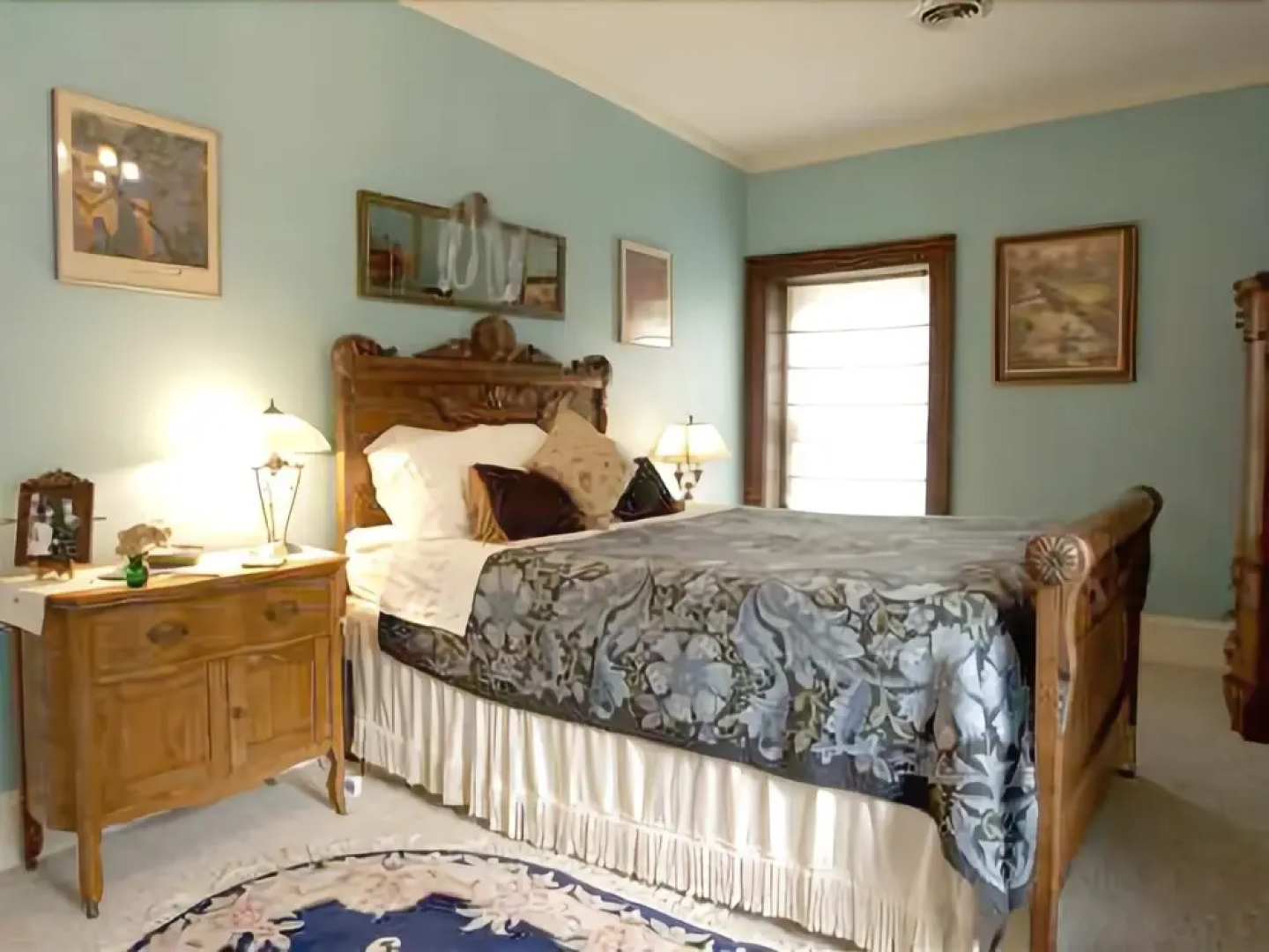 Moondance Inn Bed & Breakfast