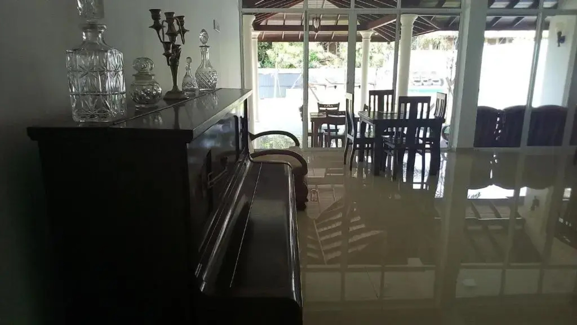 Turtle paradise villa & restaurant