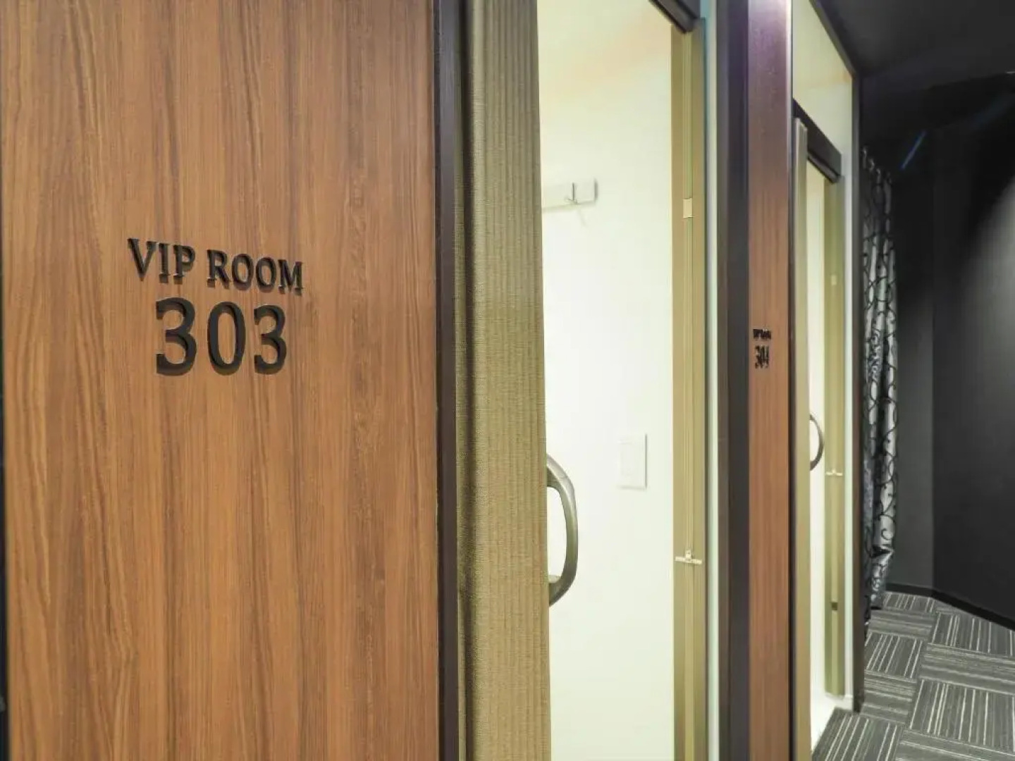 Leo Yu Capsule Hotel Nishifunabashi