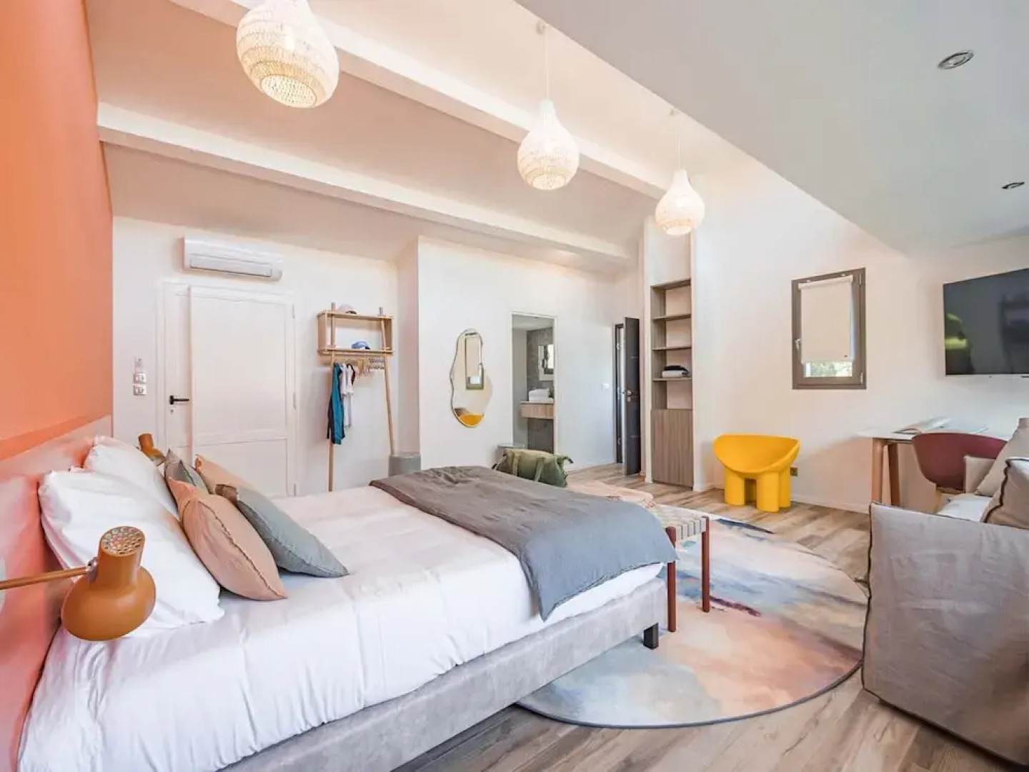 Villa 4 Bedrooms 8 PAX