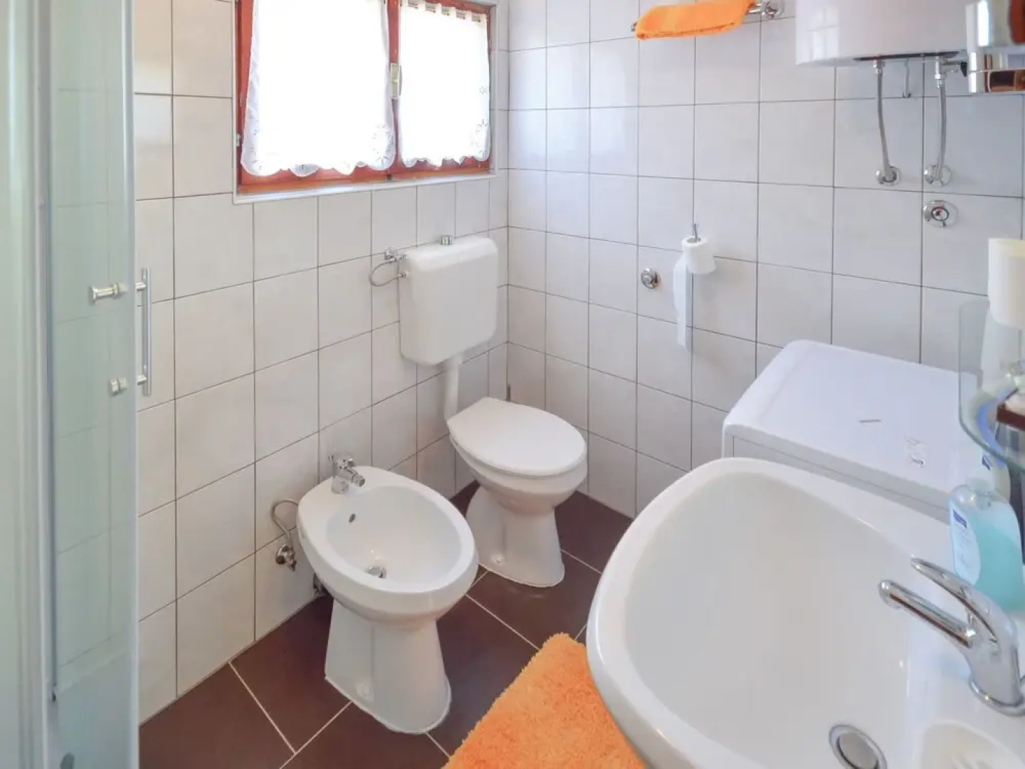 Ledi Tar in Tar With 1 Bedrooms and 1 5 Bathrooms