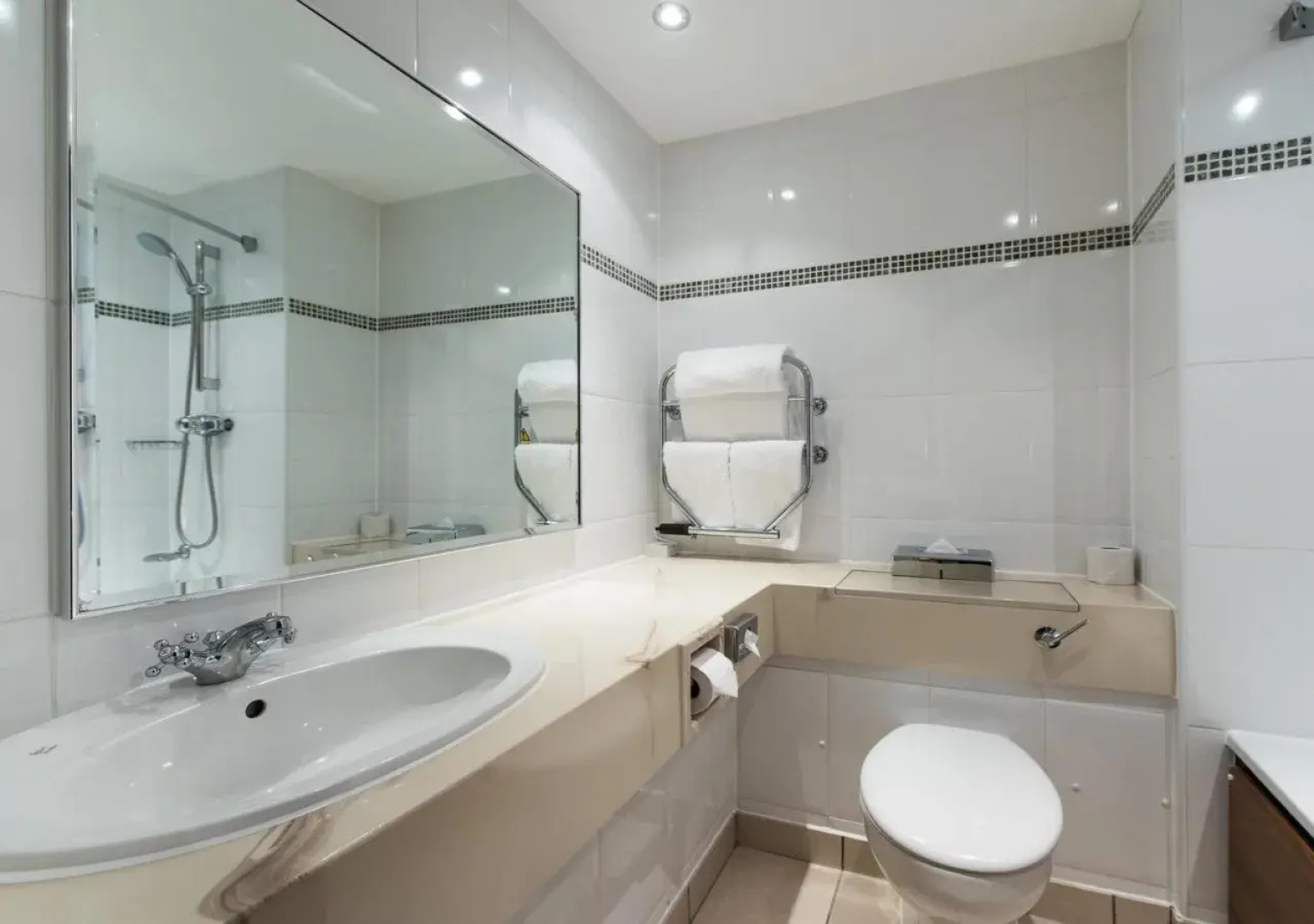 DoubleTree by Hilton Hotel Aberdeen Treetop