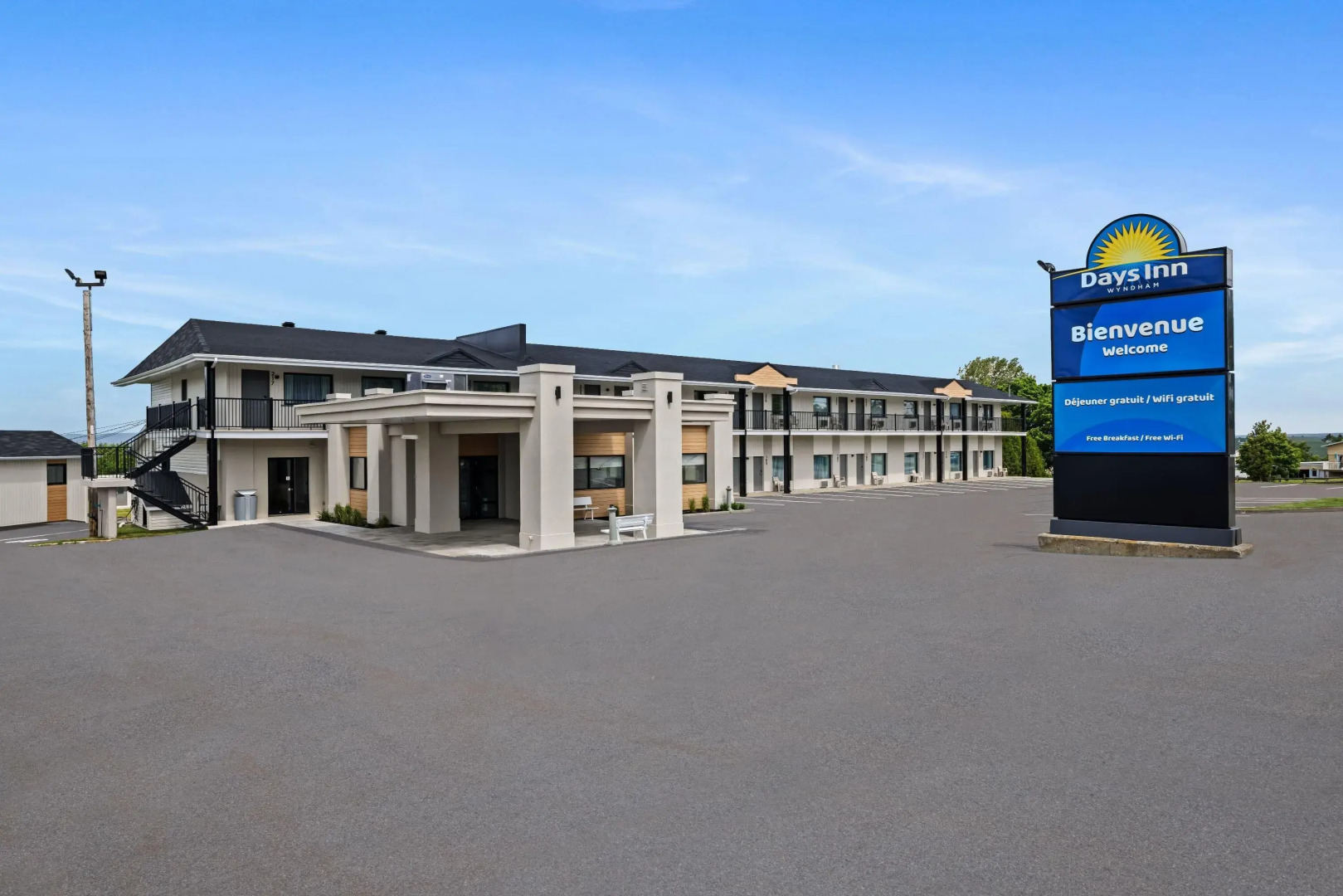 Days Inn by Wyndham Riviere-Du-Loup