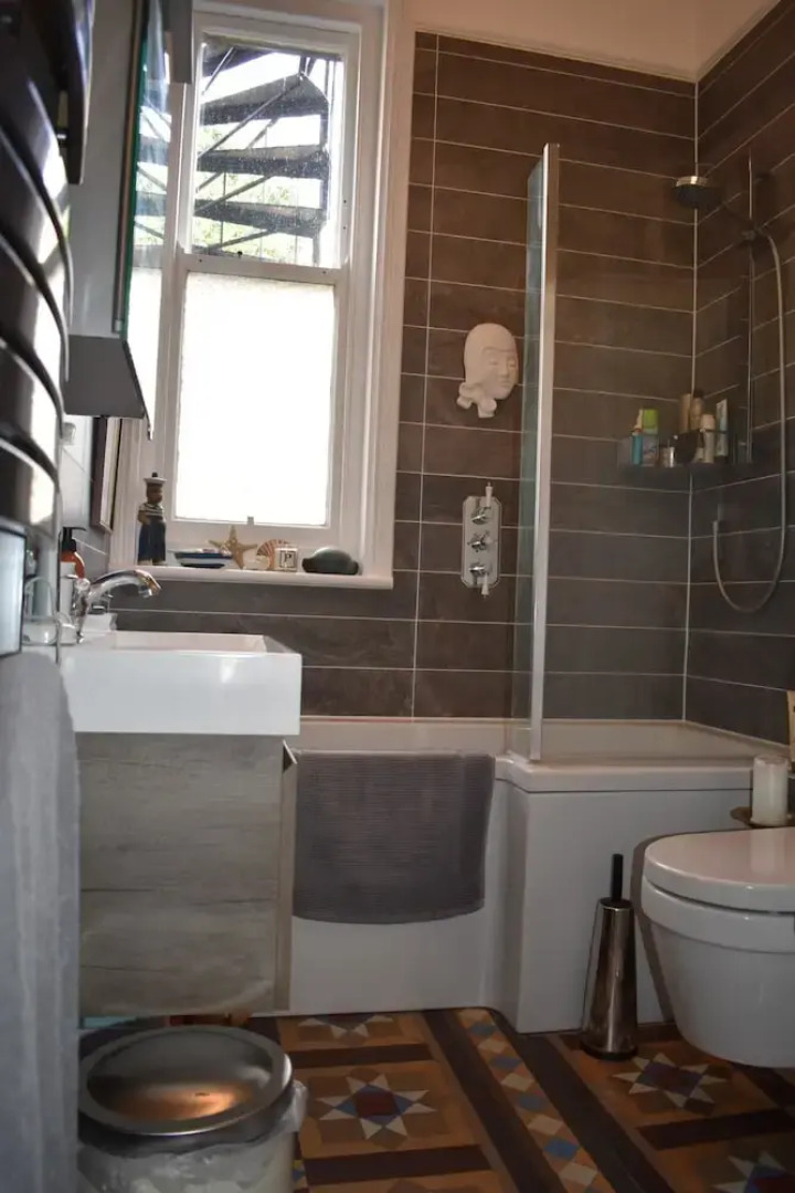 2 Bedroom Apartment With Garden in Brighton