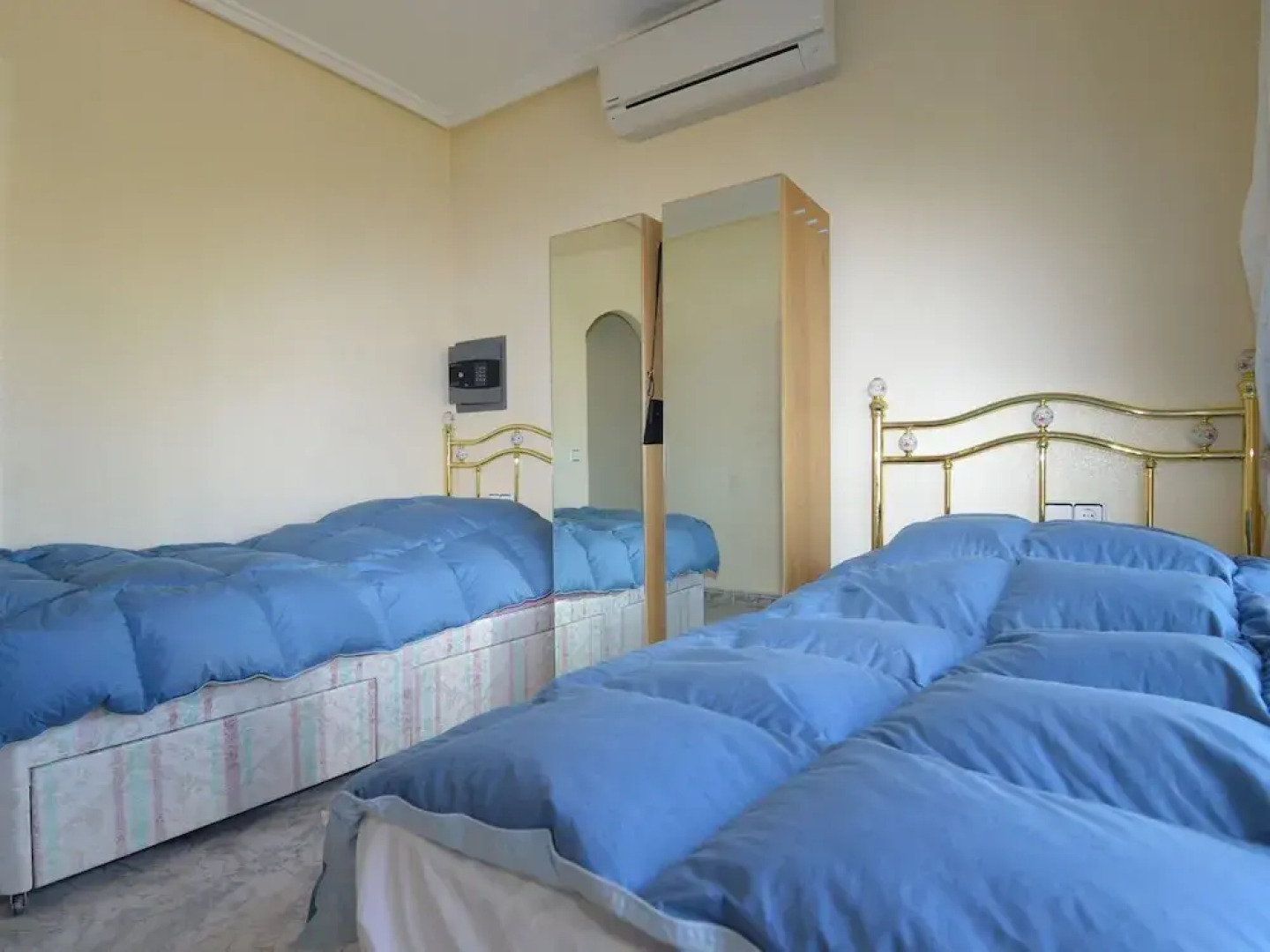 Detached Villa With a Swimming Pool and Amazing View of the La Marquesa Golf Course