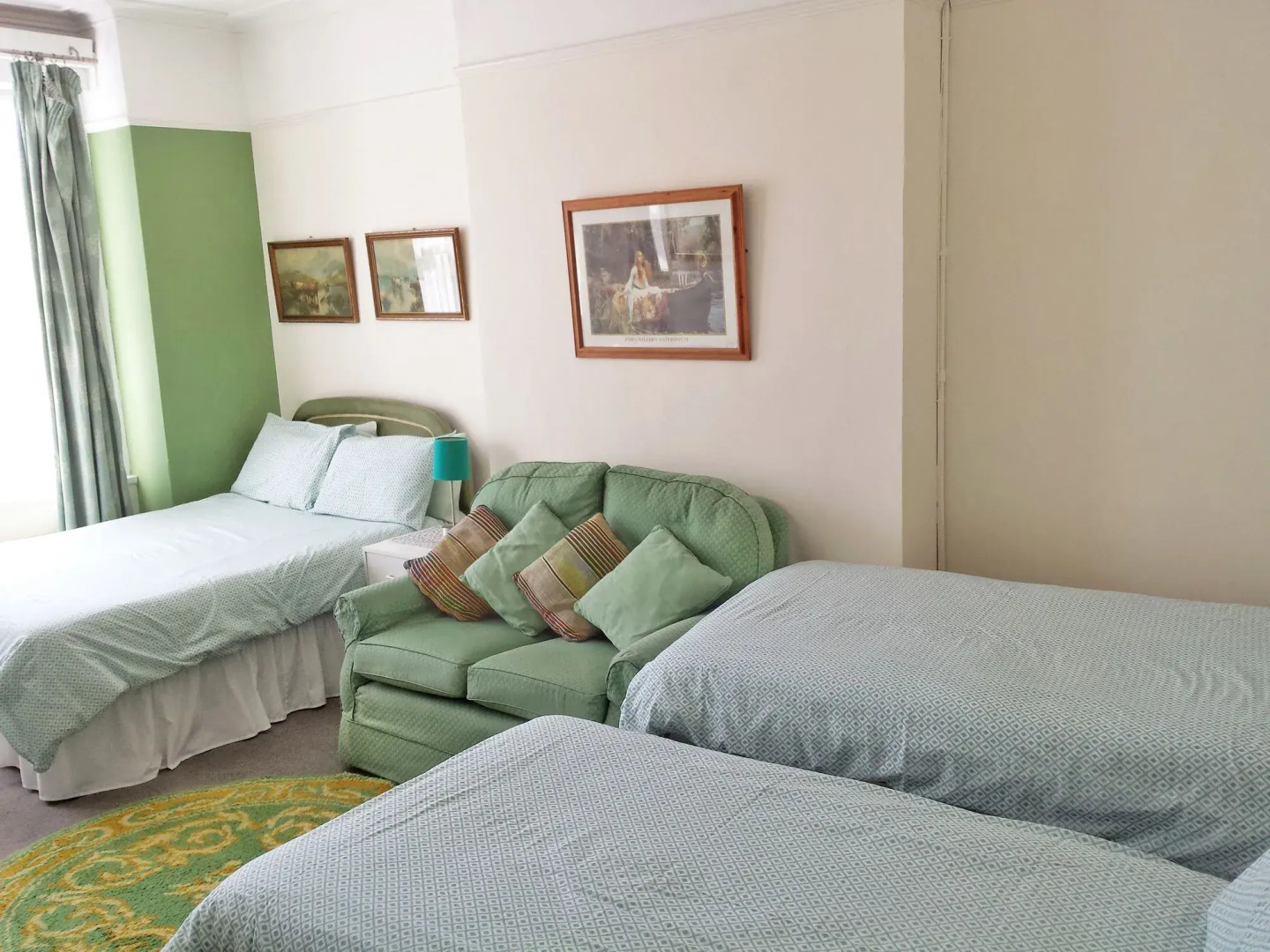 The Ravensbourne Hotel