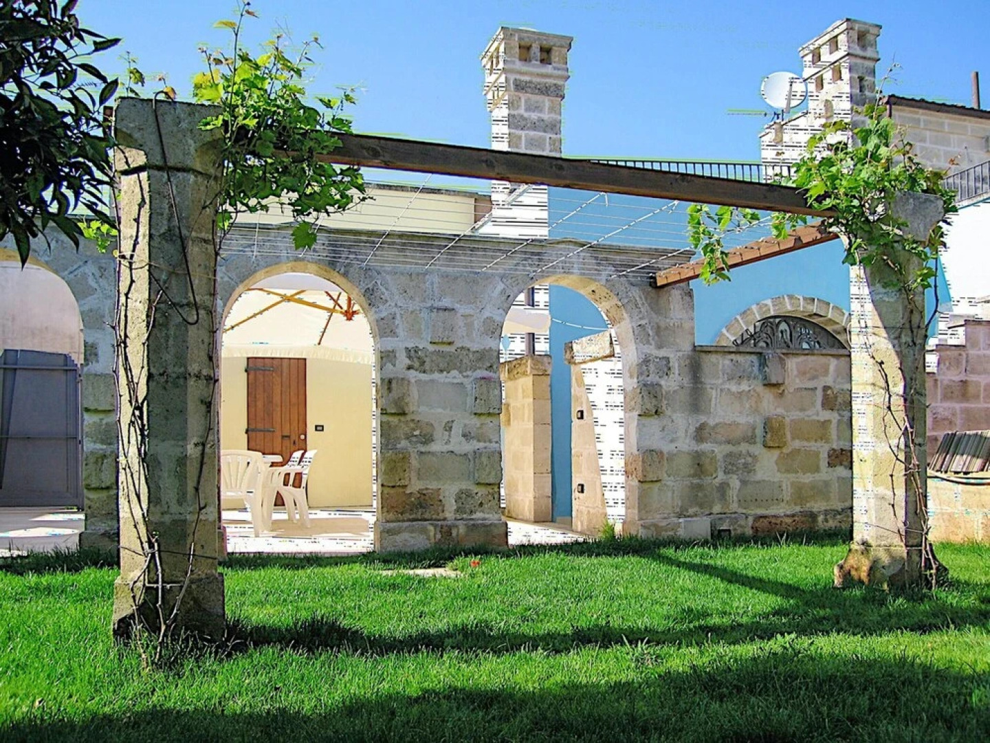 House With 3 Bedrooms in Surano, With Enclosed Garden and Wifi - 7 km