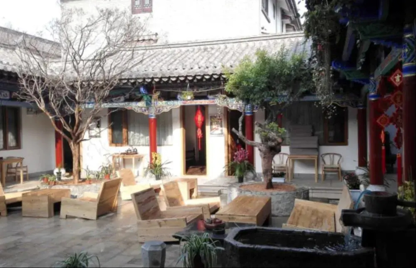 Chuxiong Courtyard China Theme Hostel