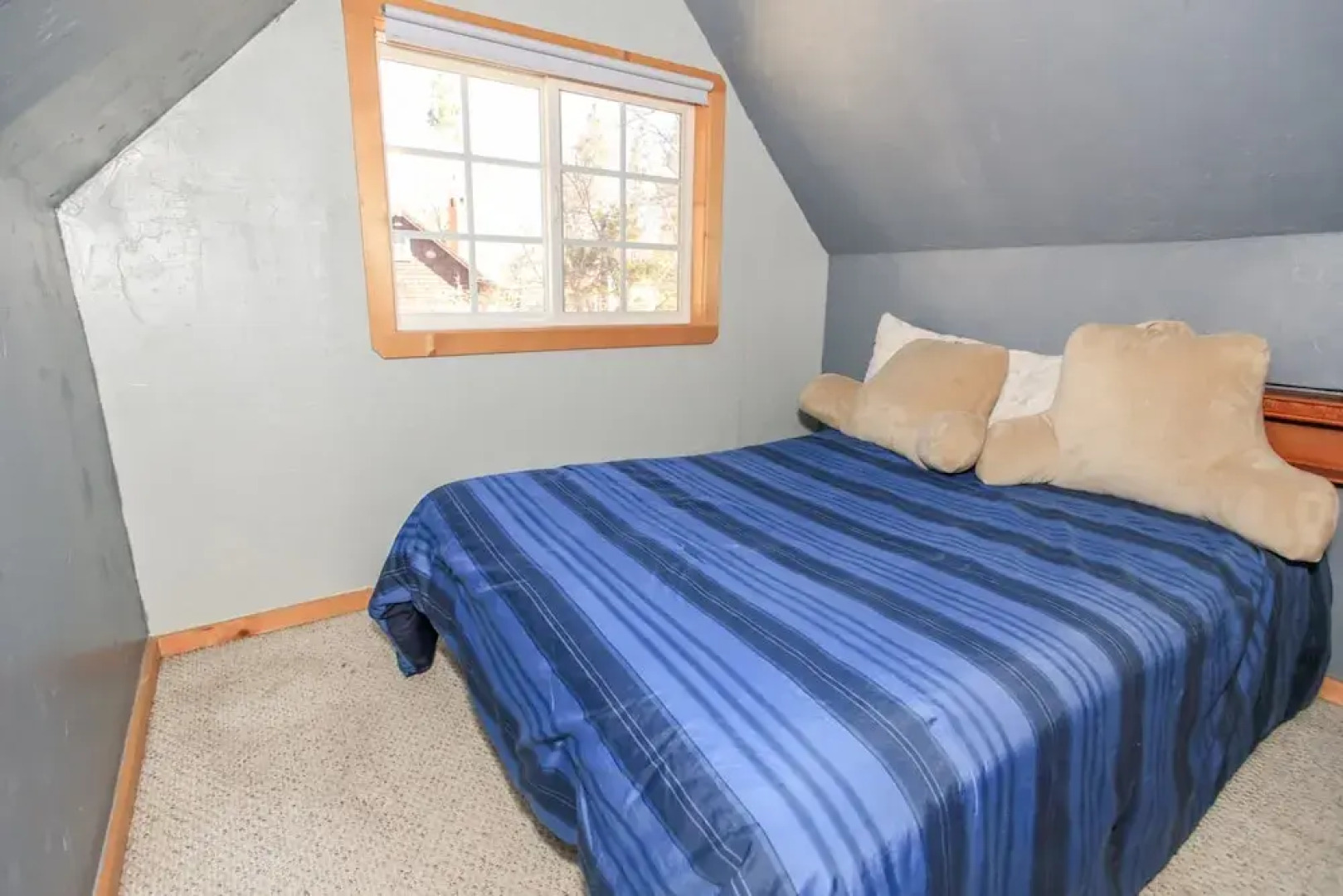 A Honeymooners Hideaway by Big Bear Cool Cabins