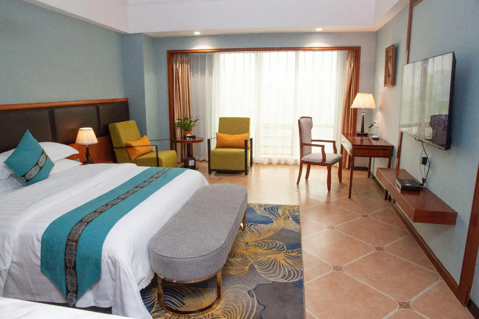 Jiangmen Gladden Hotel