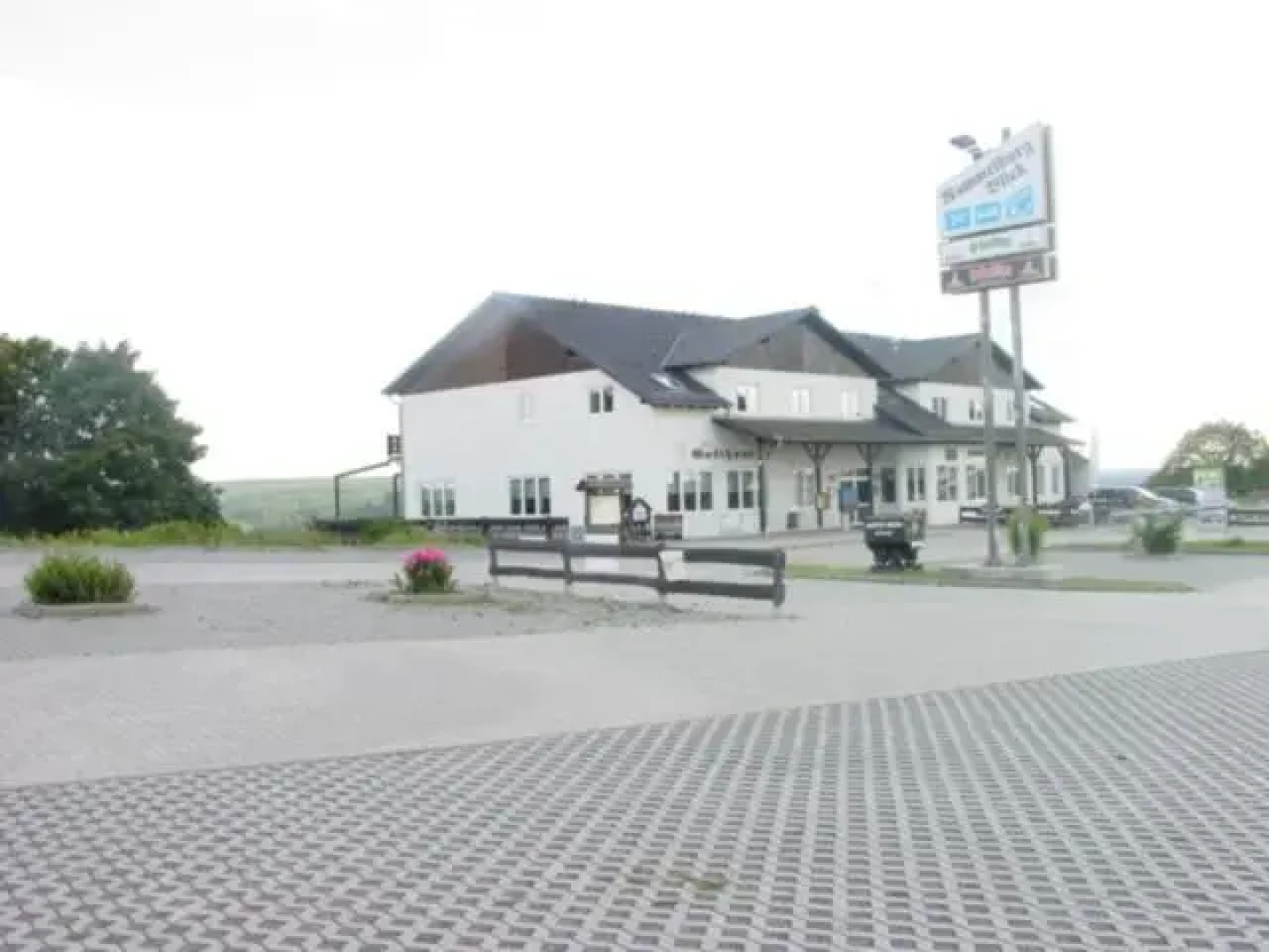 Hotel und Gasthaus Rammelburg-Blick