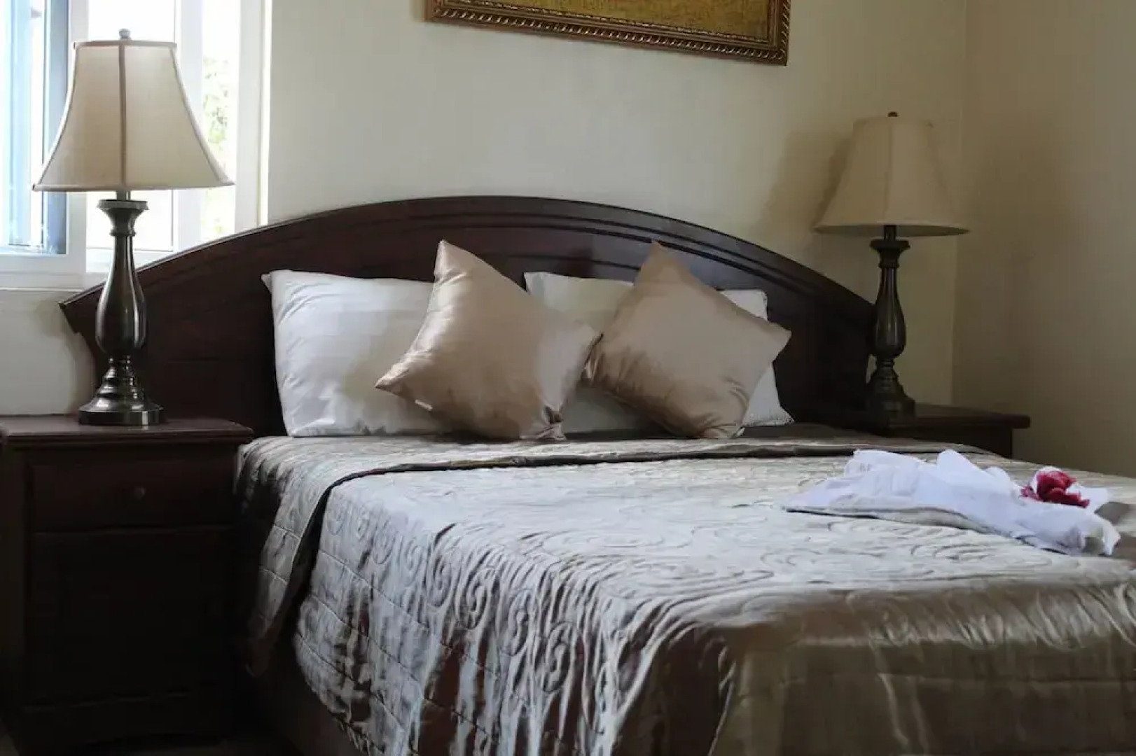 CHOJ Rentals - Sun Island Apartments