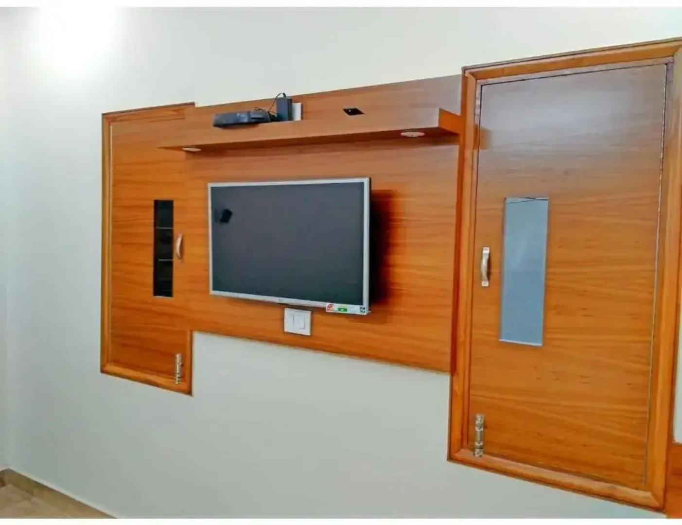 Hotel Basera Guest House,Saharanpur,