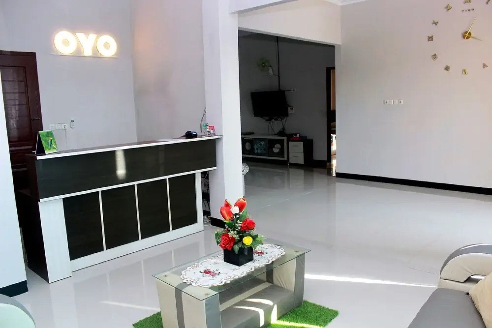OYO 783 Grand Mentari Guest House