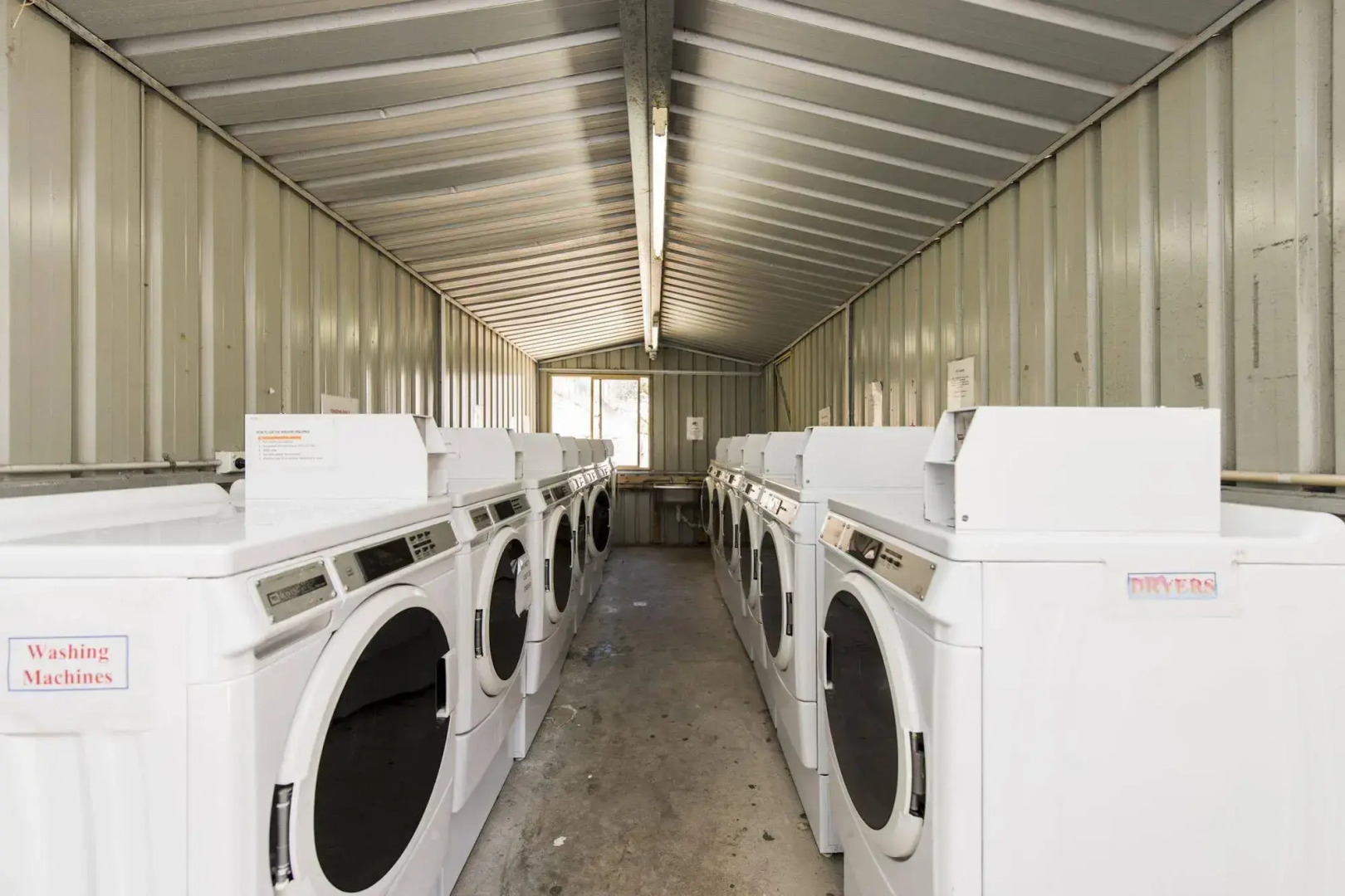 Billabong Backpackers Resort