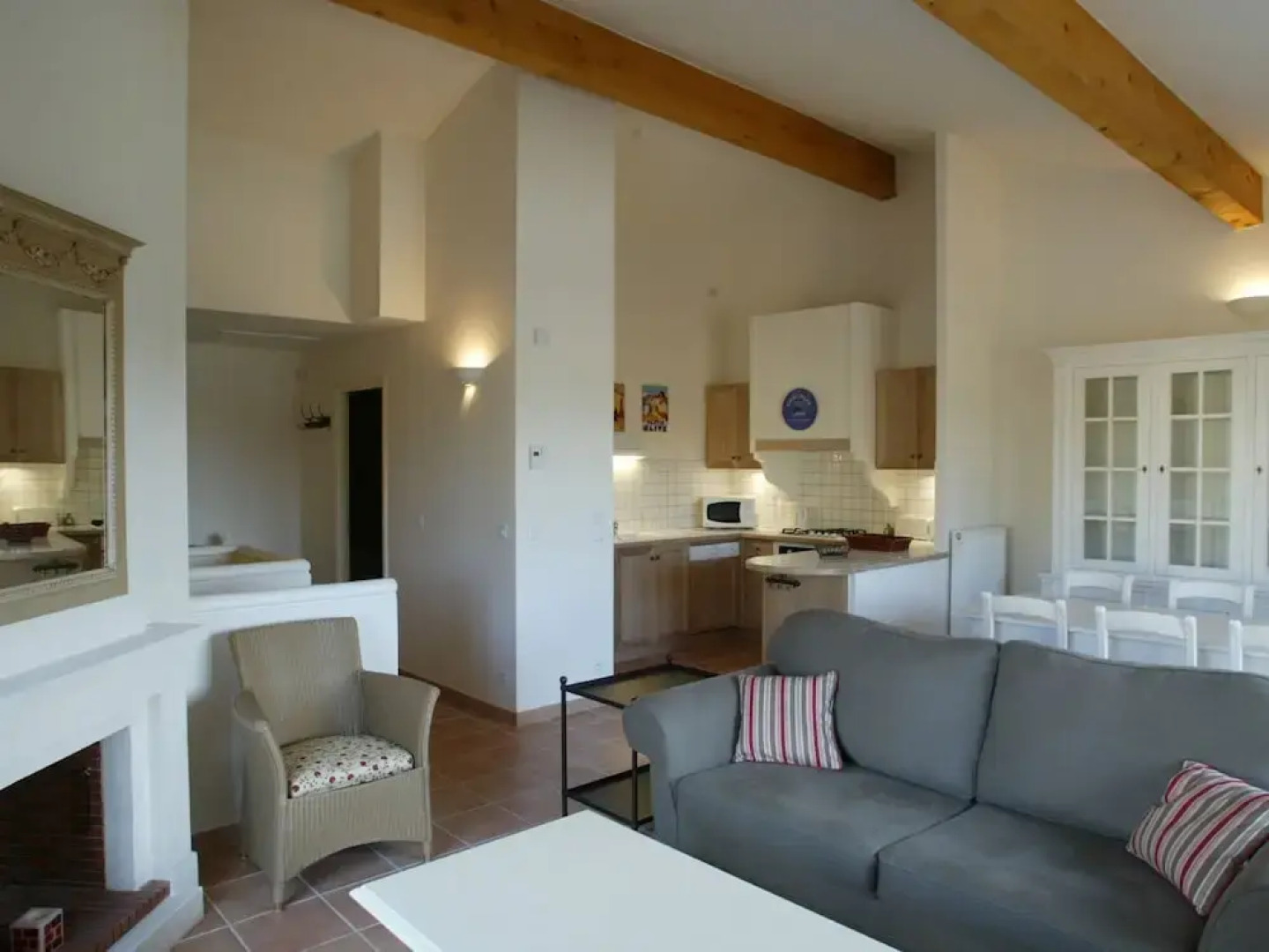 Provencal Holiday Home With Dishwasher not far From Fréjus