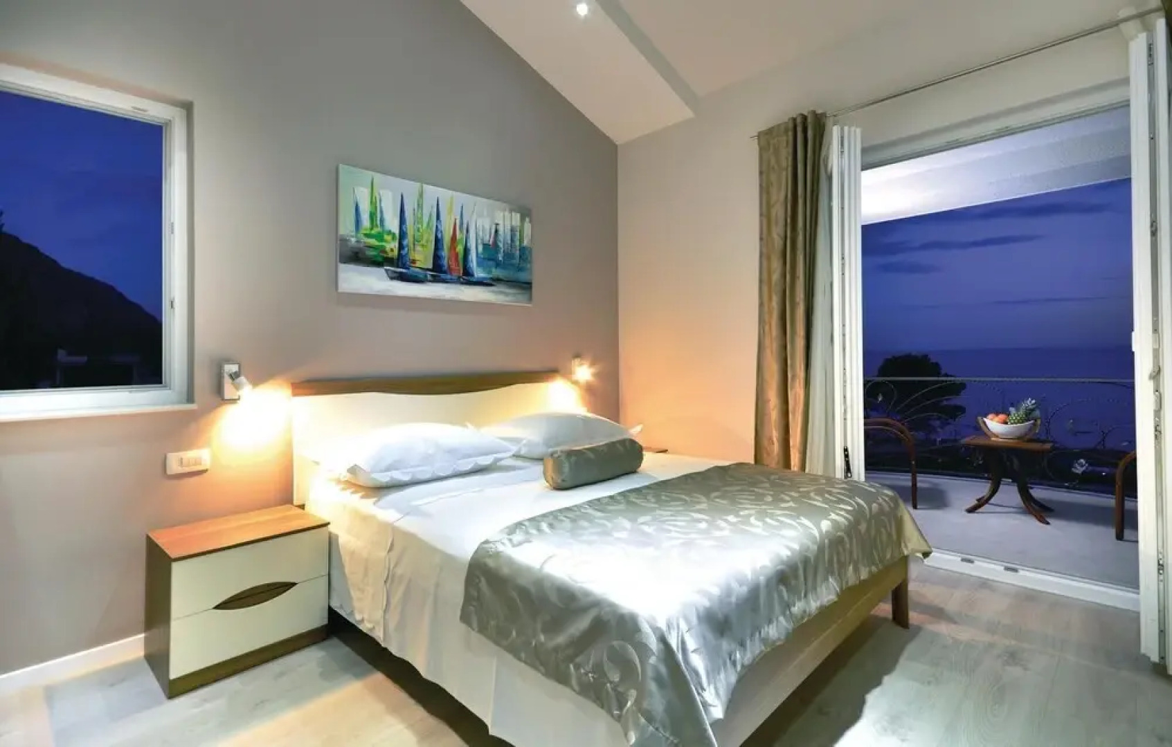 Awesome Home in Makarska With Wifi and 4 Bedrooms