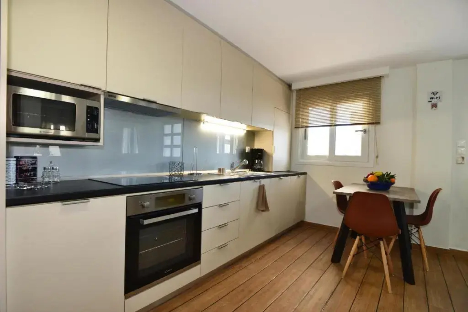 Deck2 Syros Premium Apartments