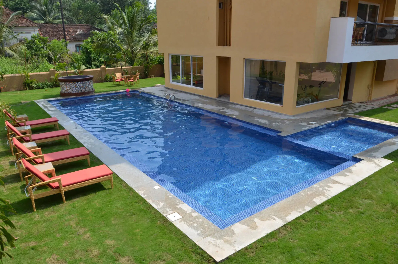 Veera Strand Park Serviced Apartments