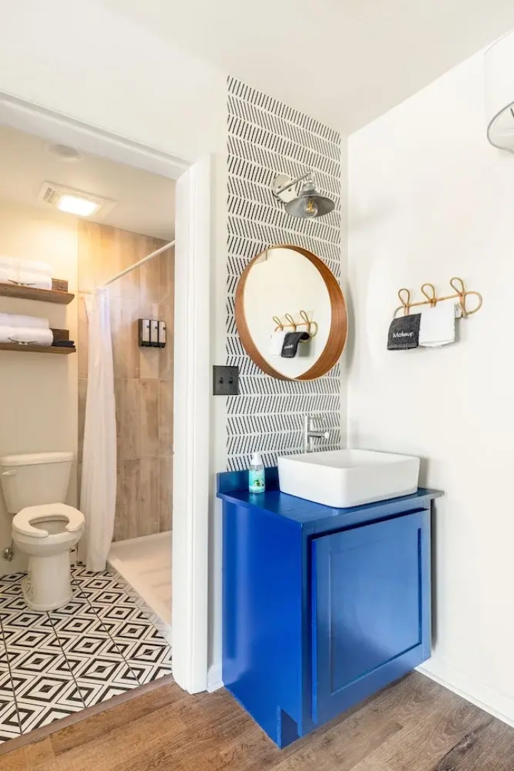 St. Clair Motor Lodge