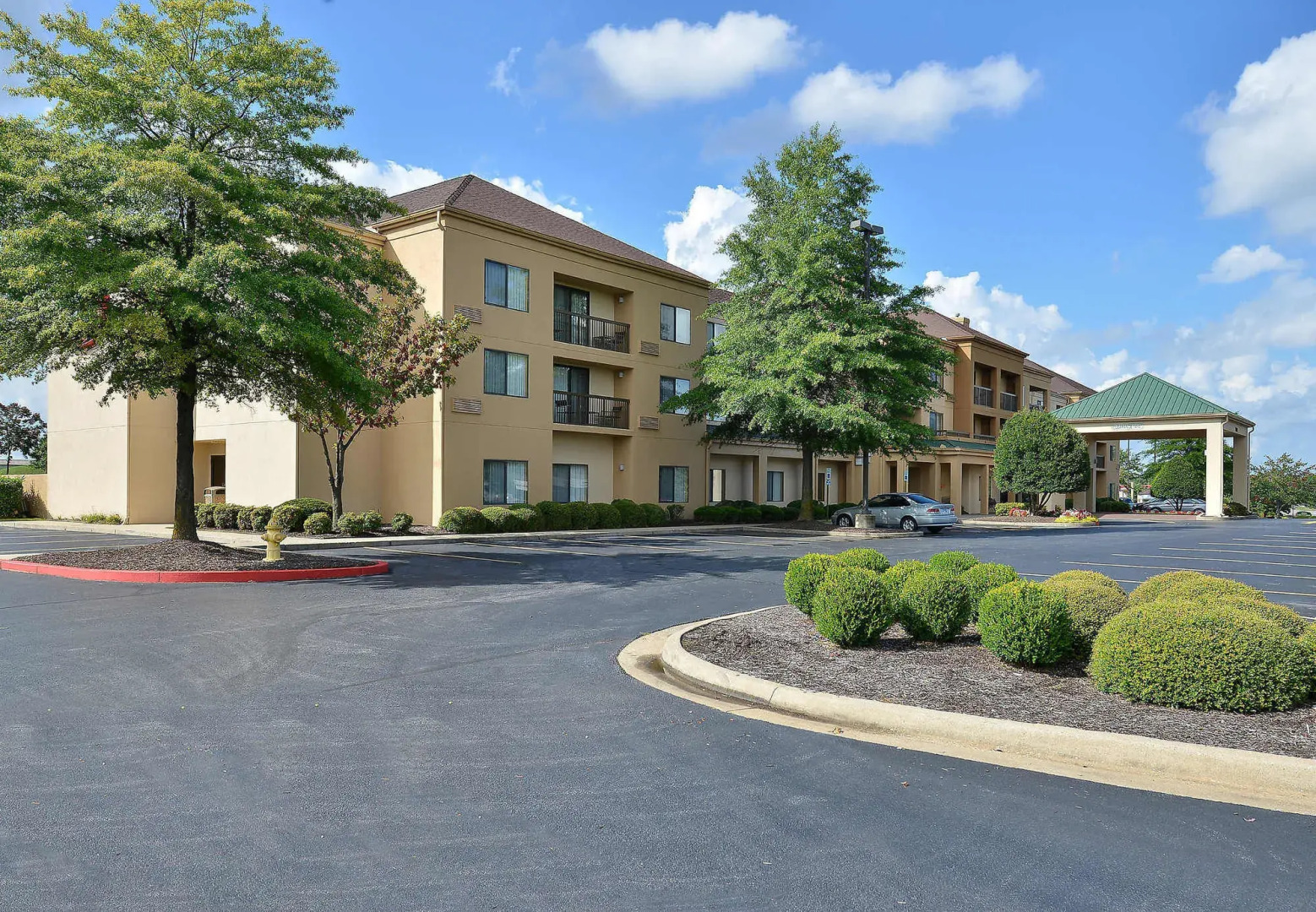 Courtyard By Marriott Bentonville