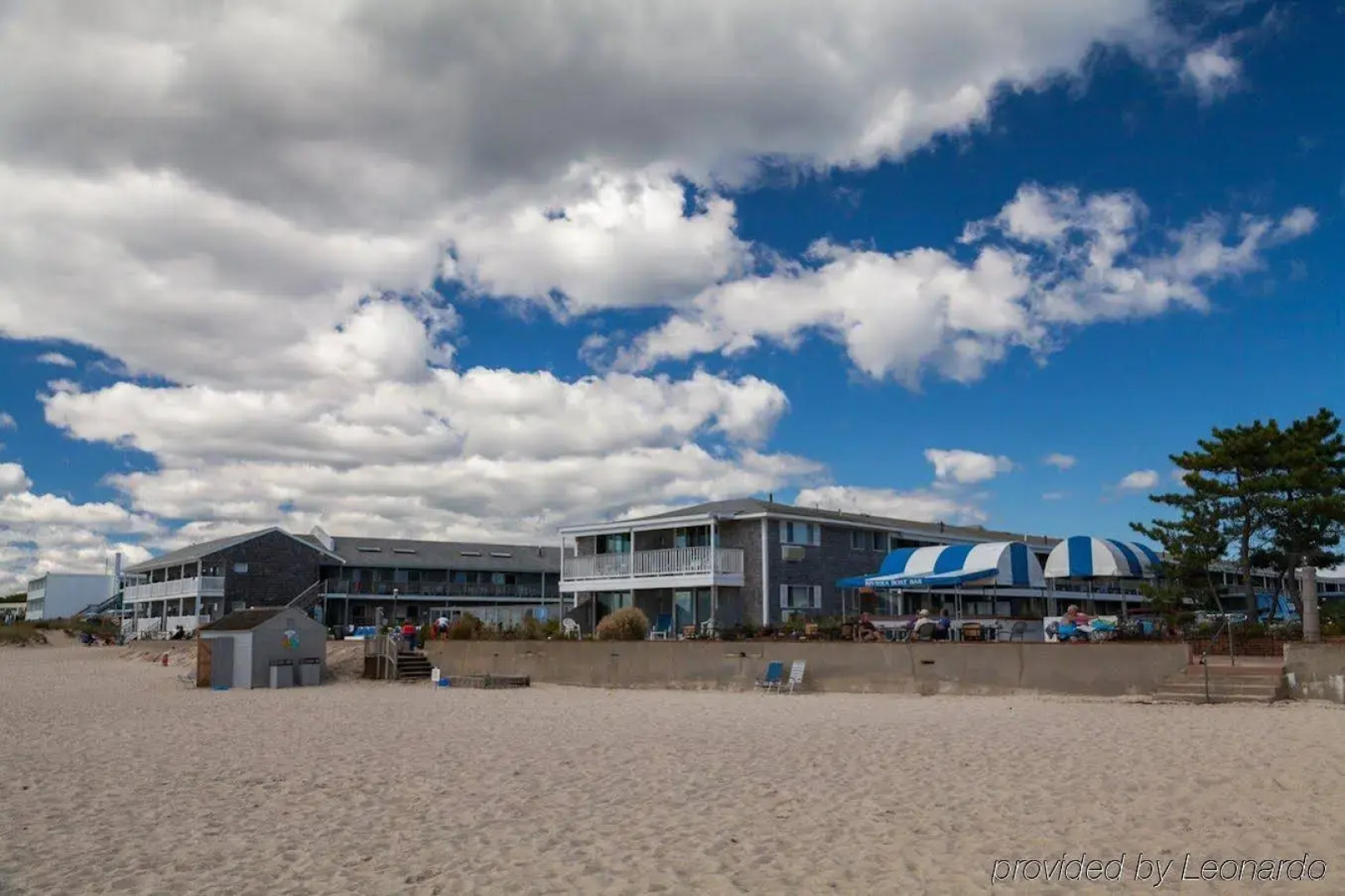 Riviera Beach Resort