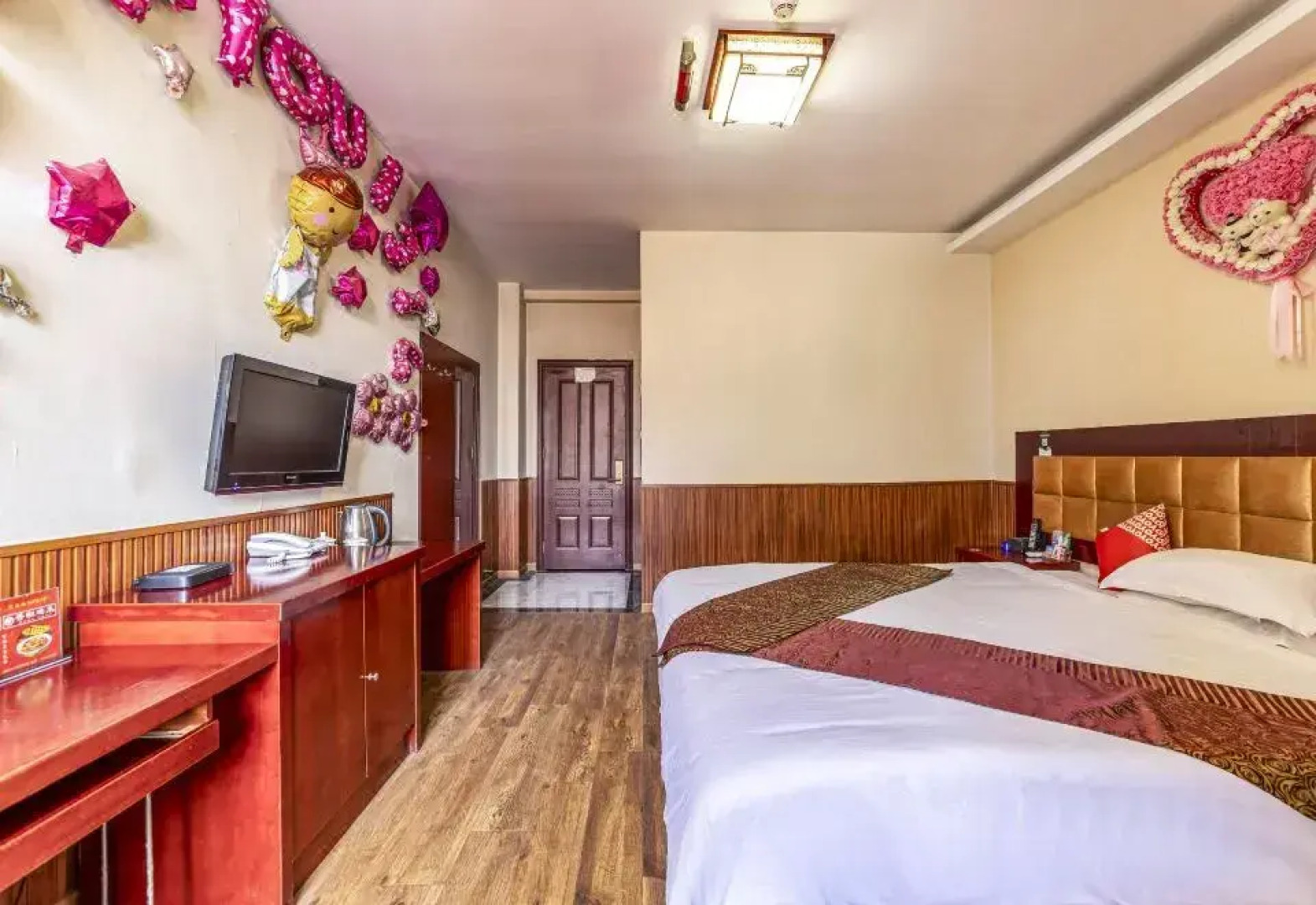 Donghao Hotel (Xichang tourism distribution center store)