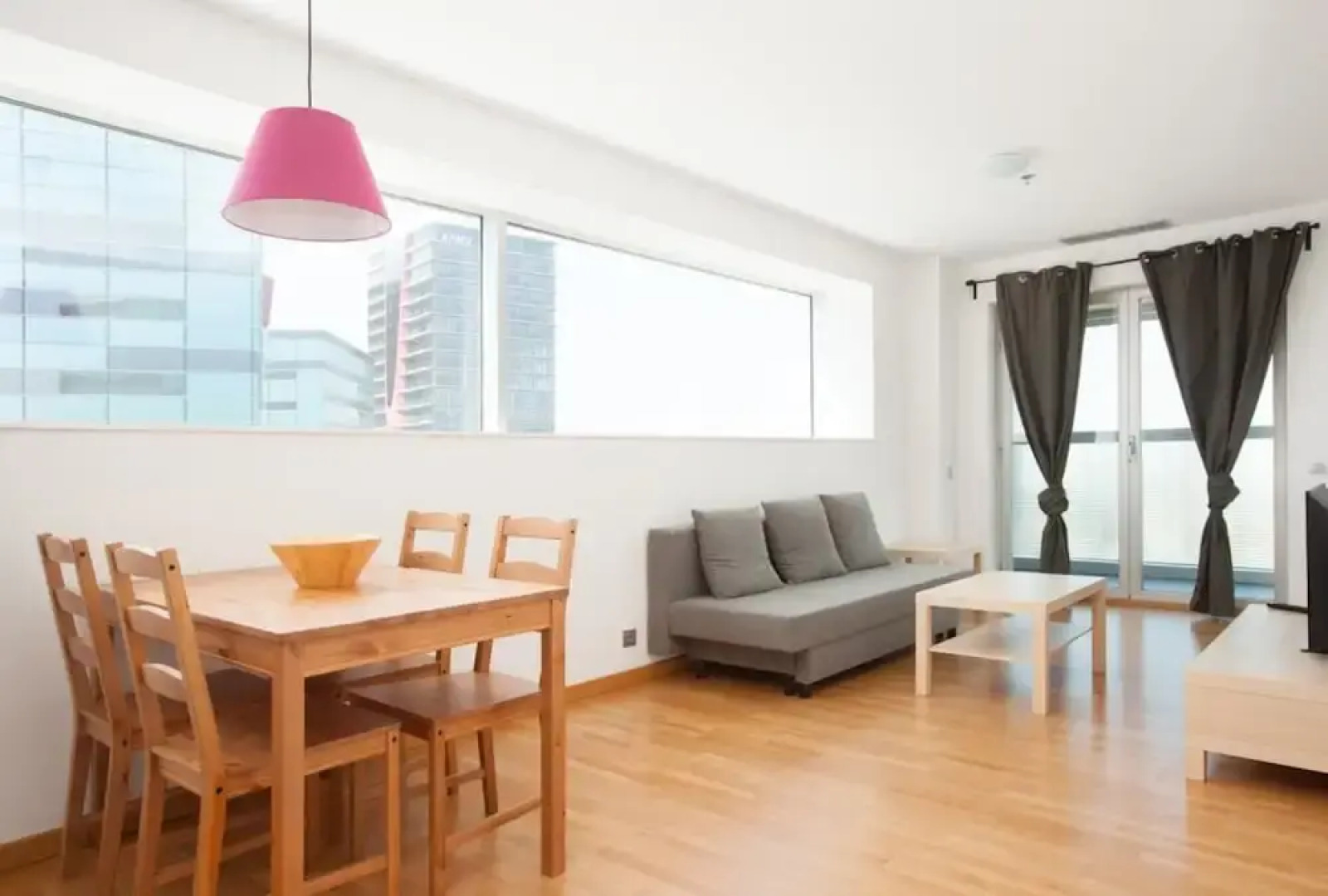 Akira Flats Fira Gran Via Barcelona