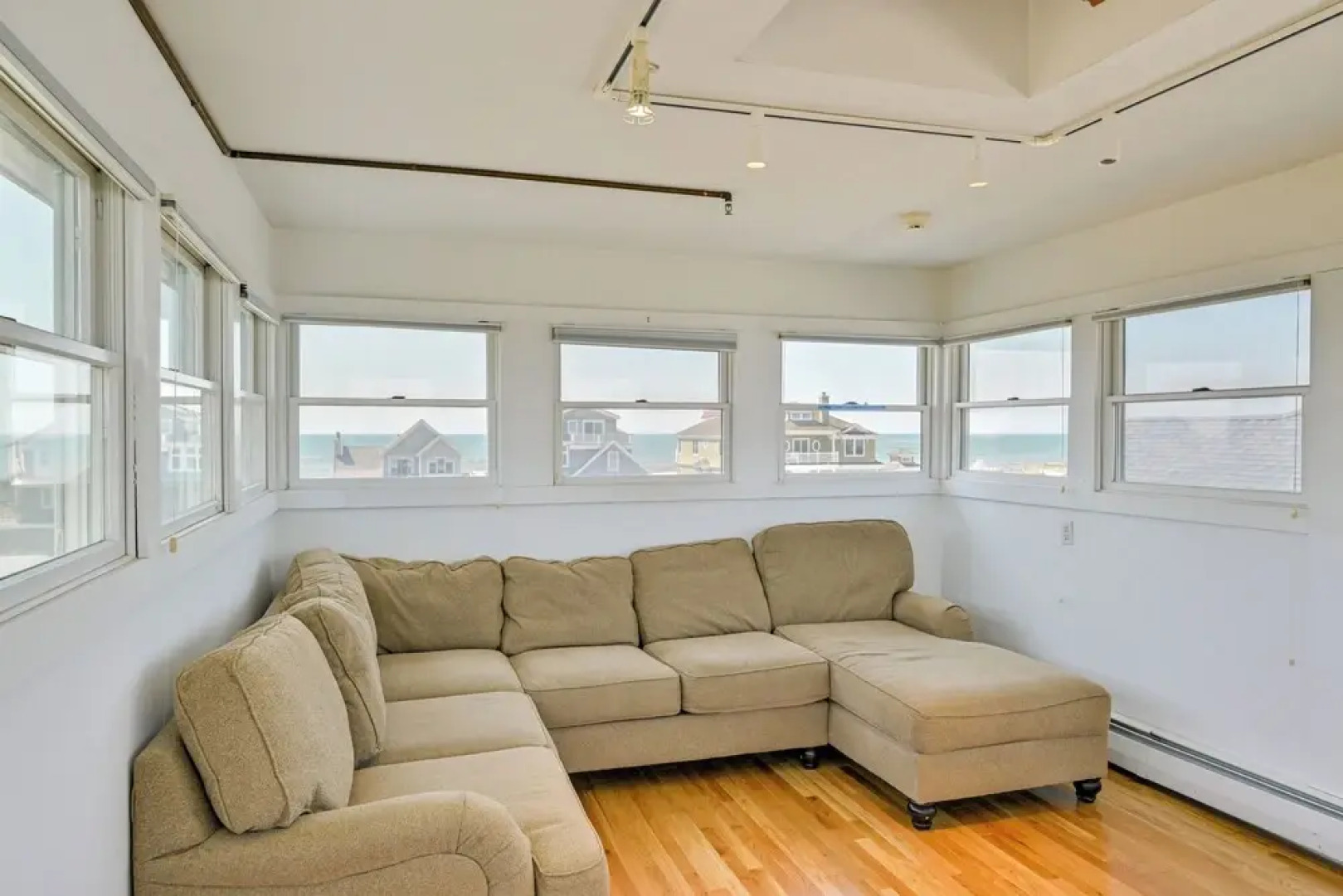 Panoramic Ocean Views: Westhampton Haven w/ Pool