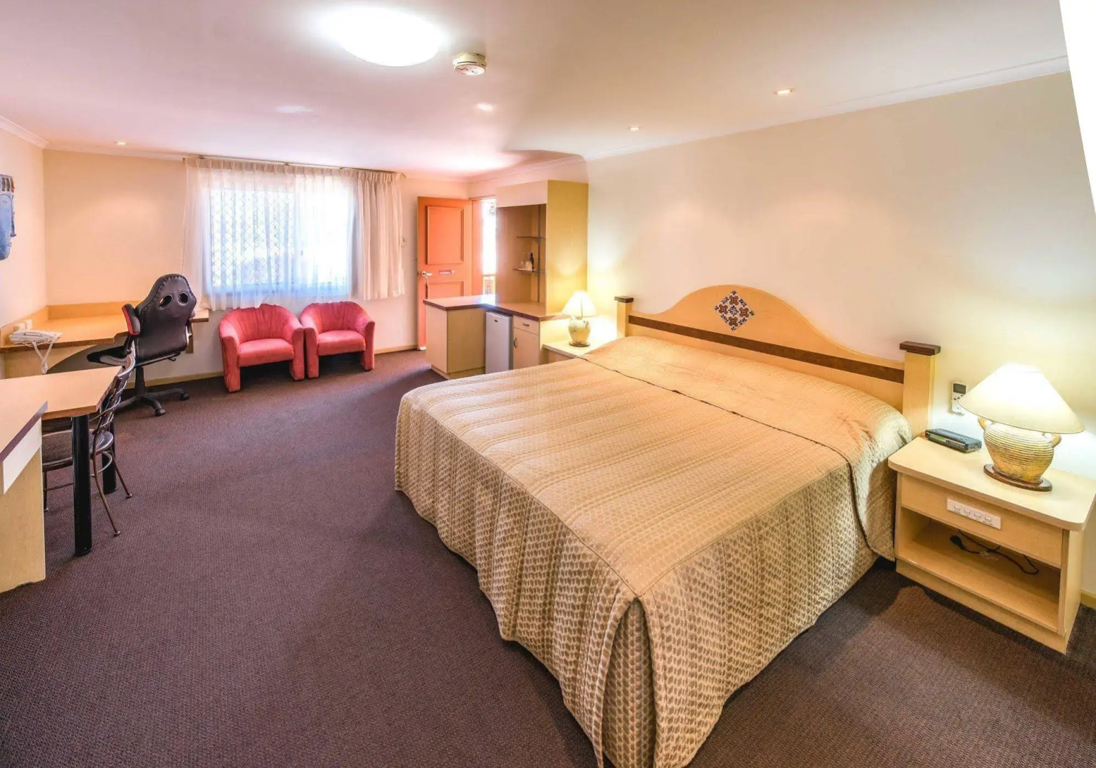 Villa Mirasol Motor Inn