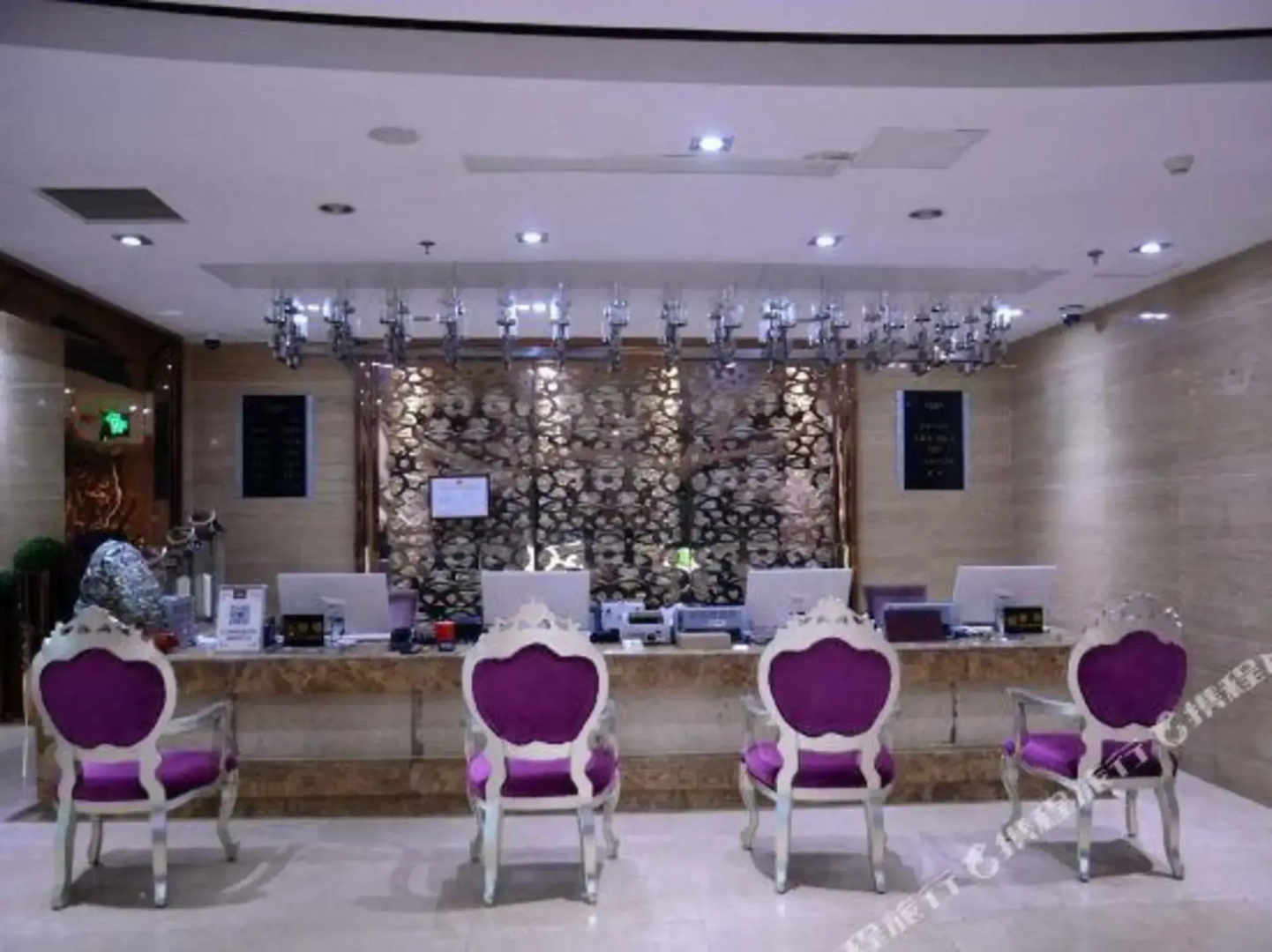 Xindong Yunhai Business and Leisure Hotel